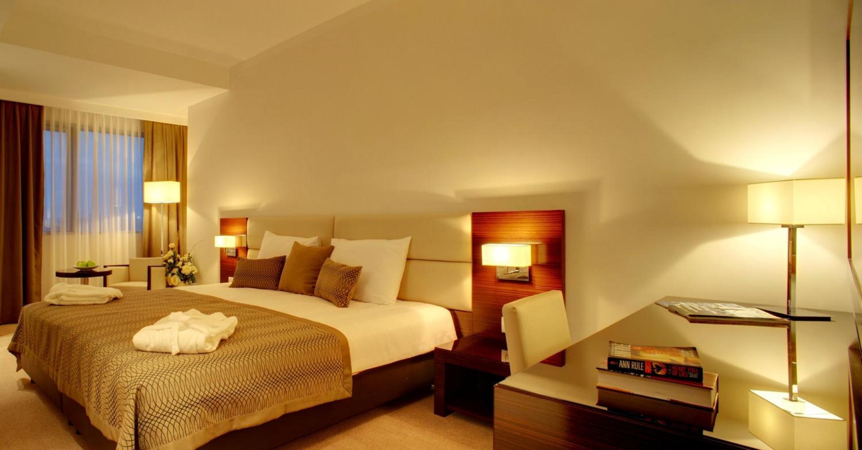 Junior Suite - Photo 1