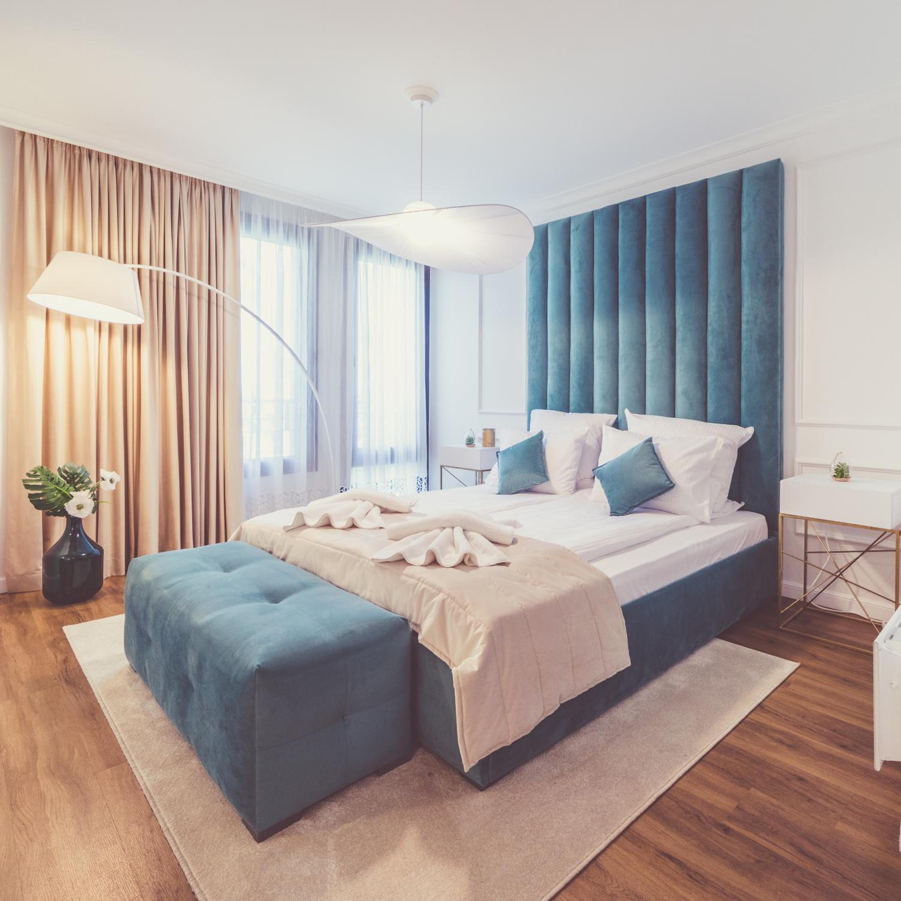 Superior Suite - Photo 6