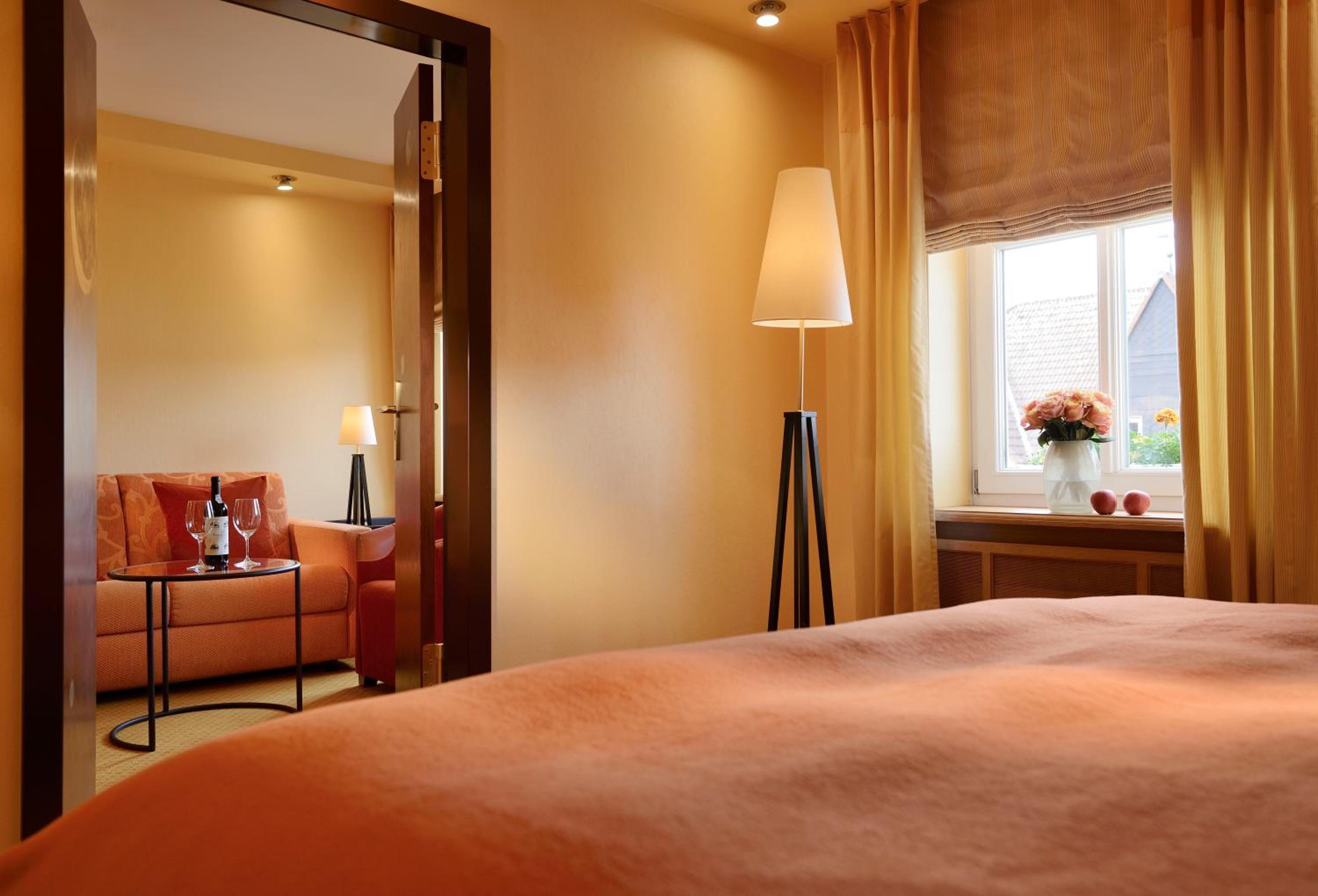 Suite - Photo 9