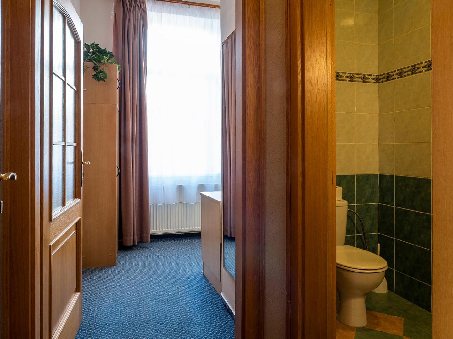 Single Room photo 2