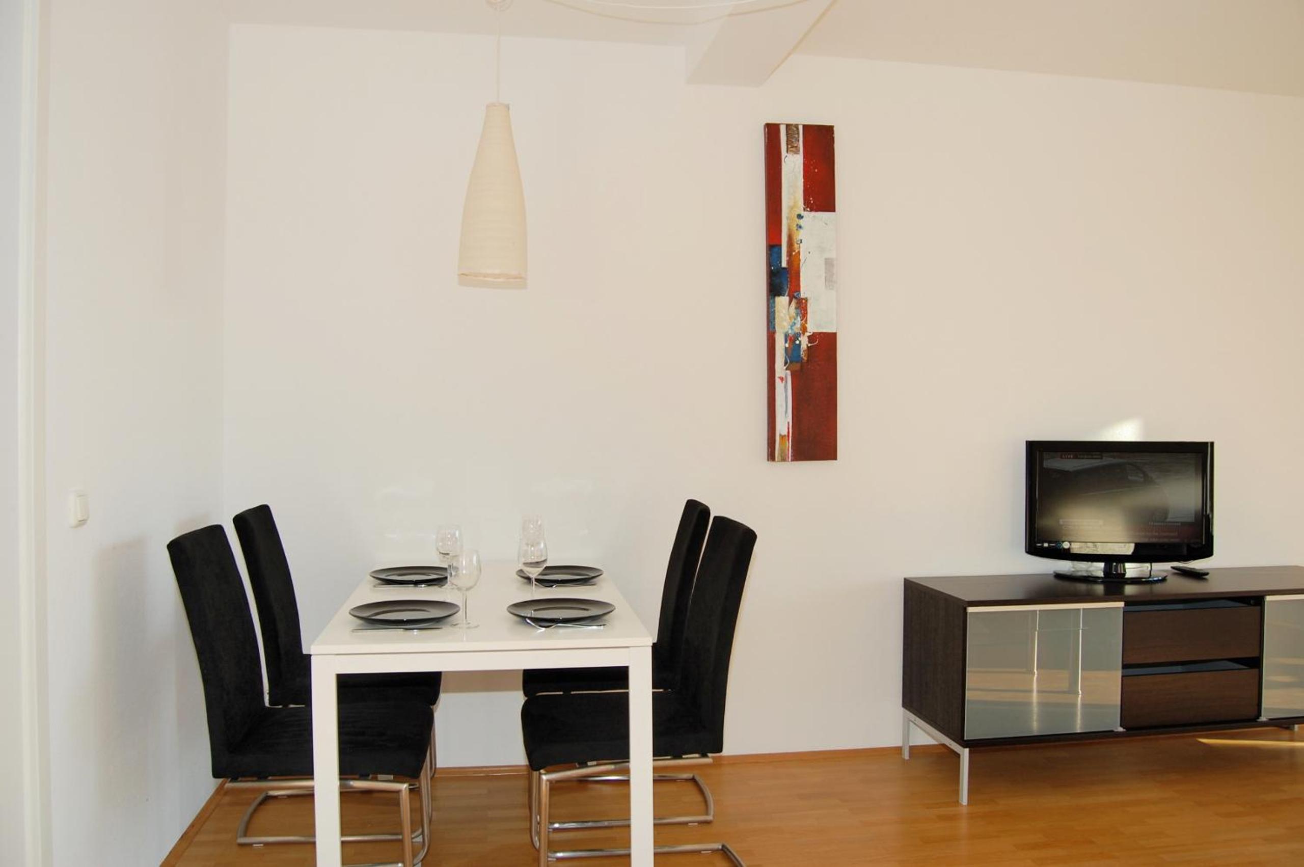 Parkview Grand Suite Ii (Veteranstrasse 10) photo 2