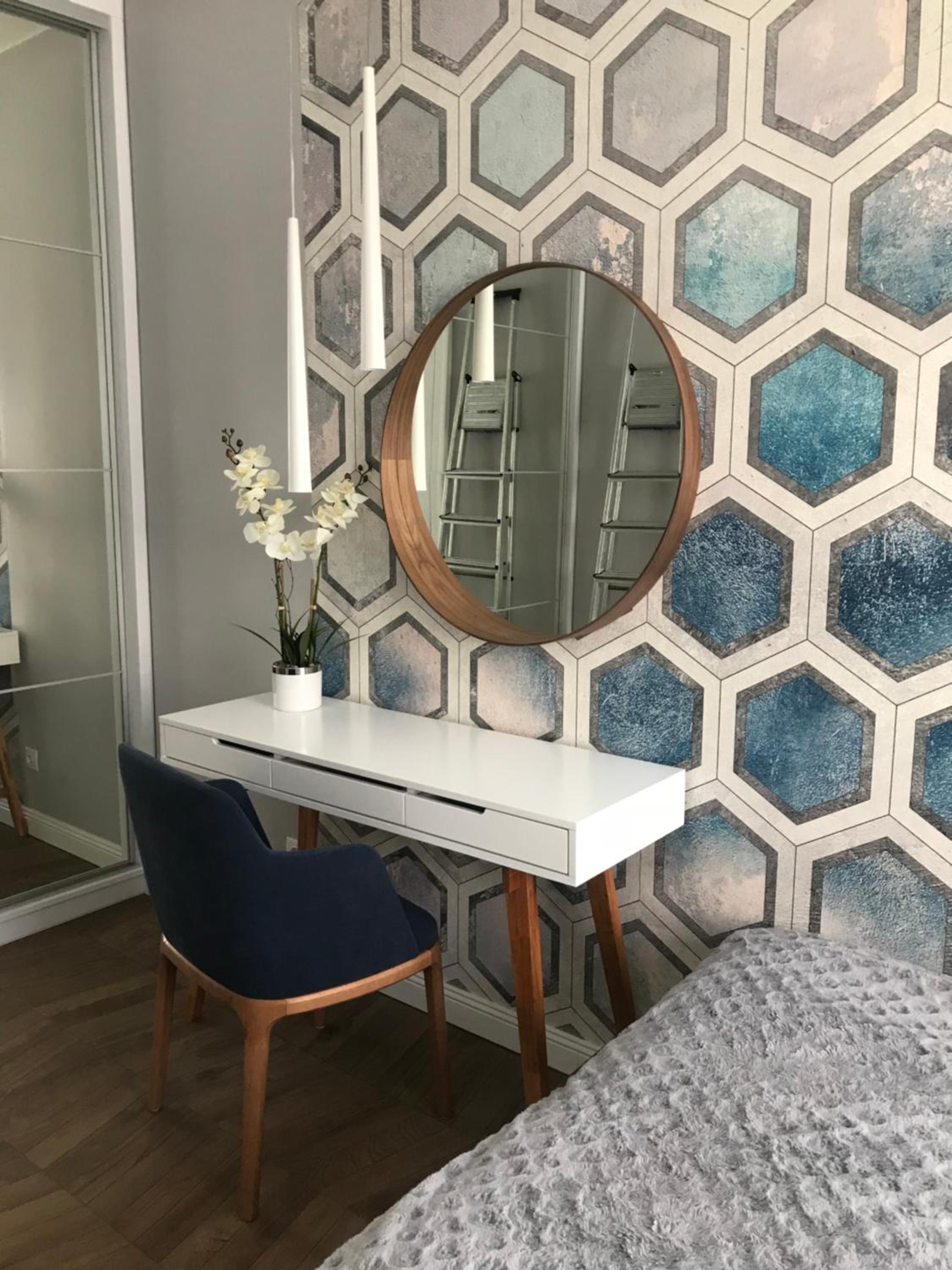 One-Bedroom Apartment - Photo 3