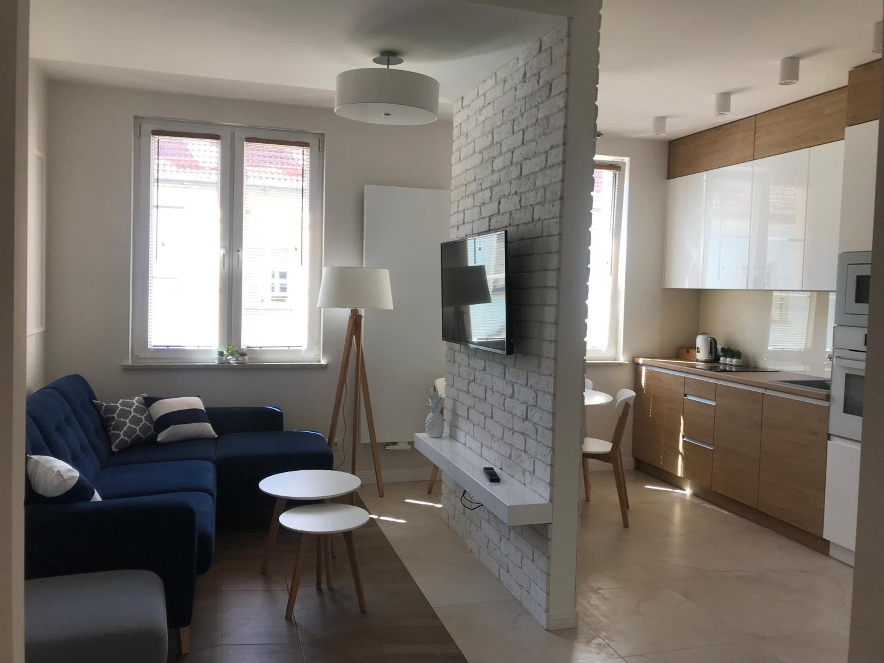 One-Bedroom Apartment - Photo 4