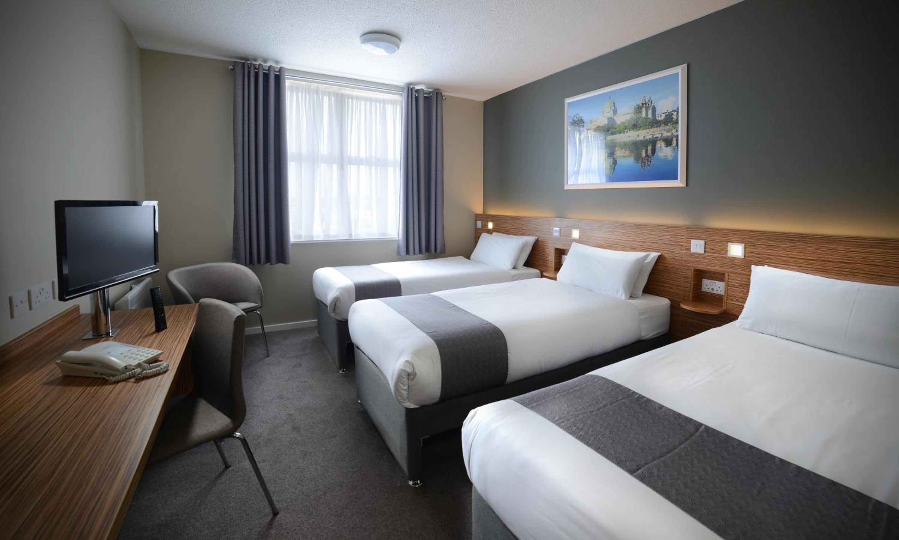 Triple Room - Photo 1