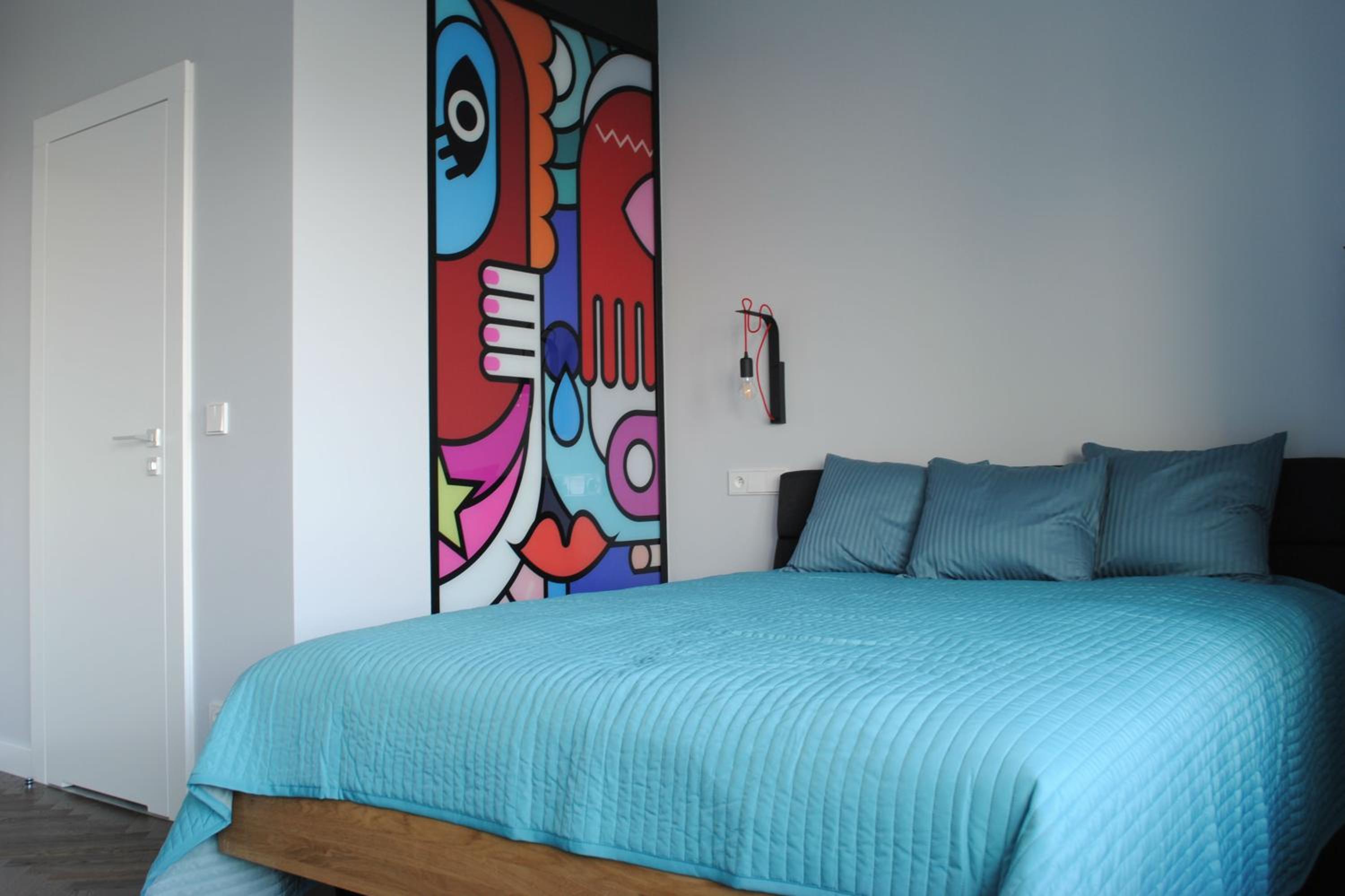 Apartment with Terrace - Photo 1