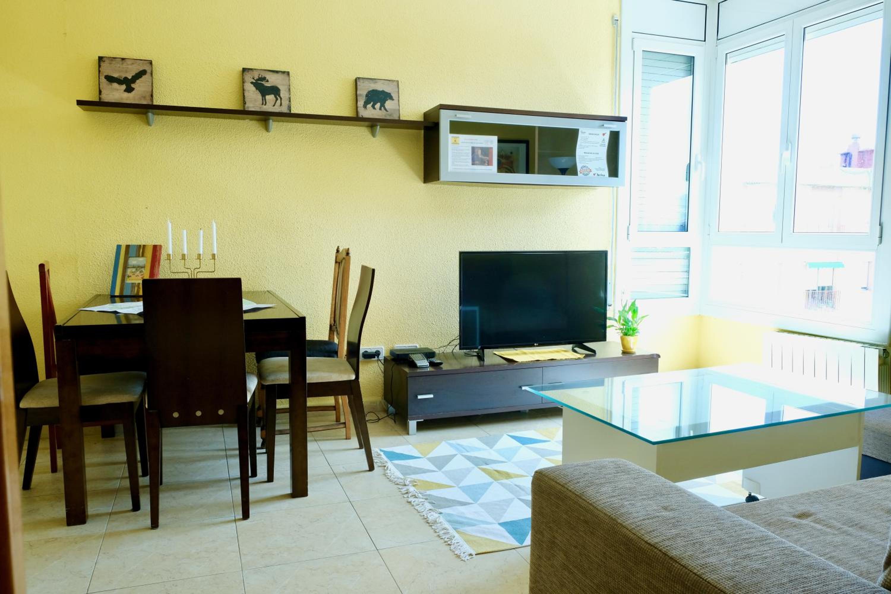 Apartment photo 3