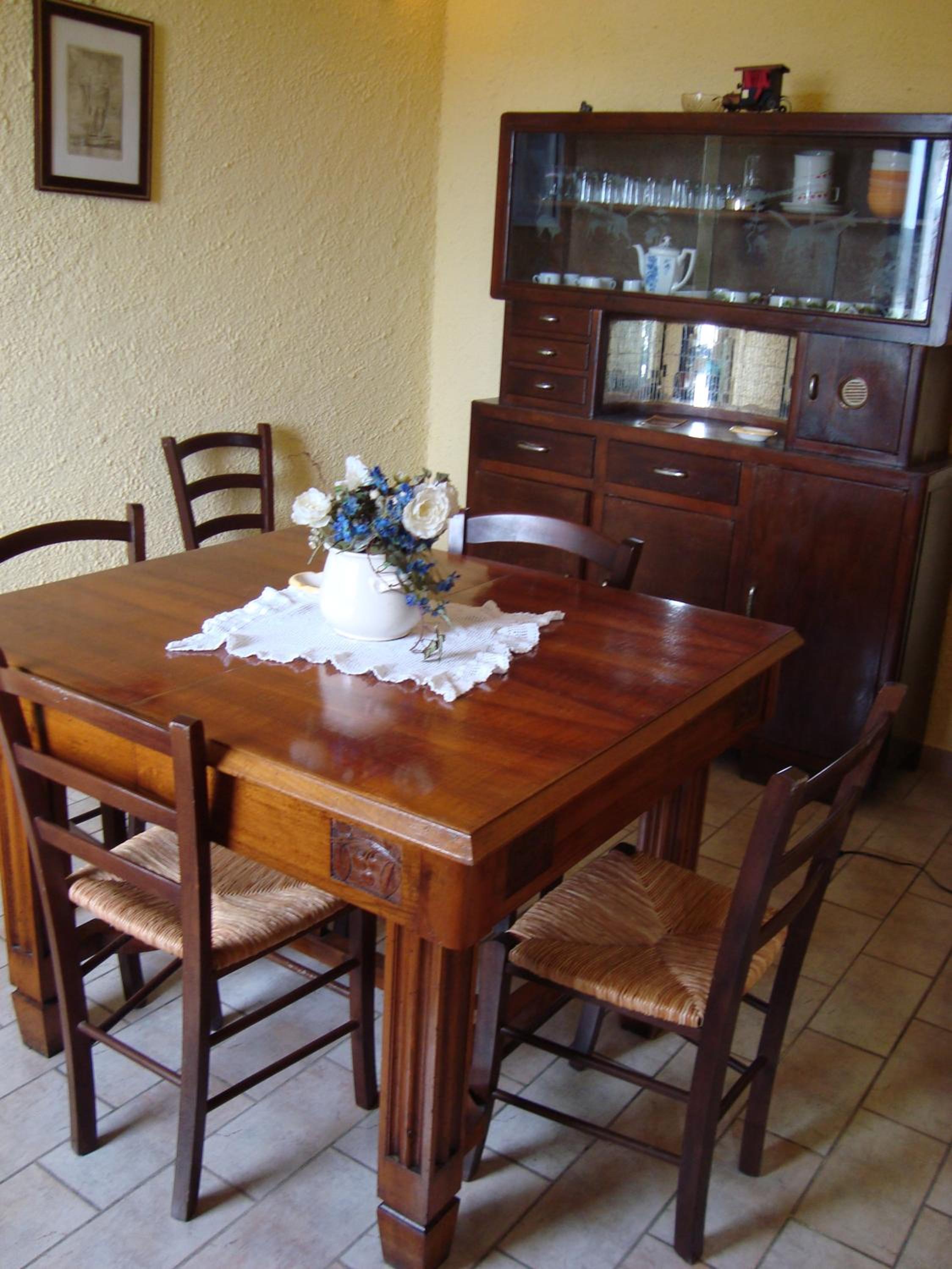 Three-Bedroom Apartment - Photo 9