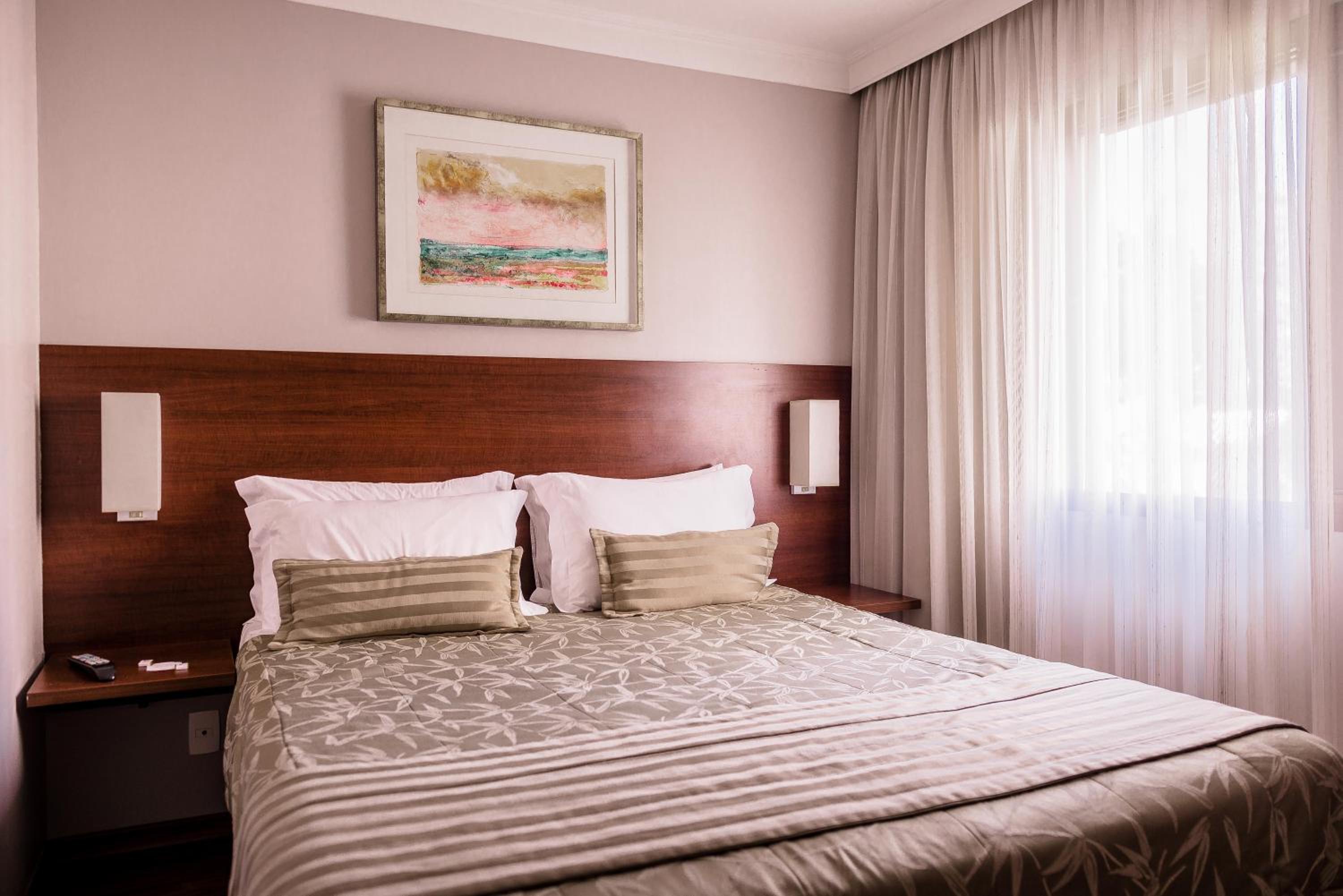 Standard Queen Room - Photo 2