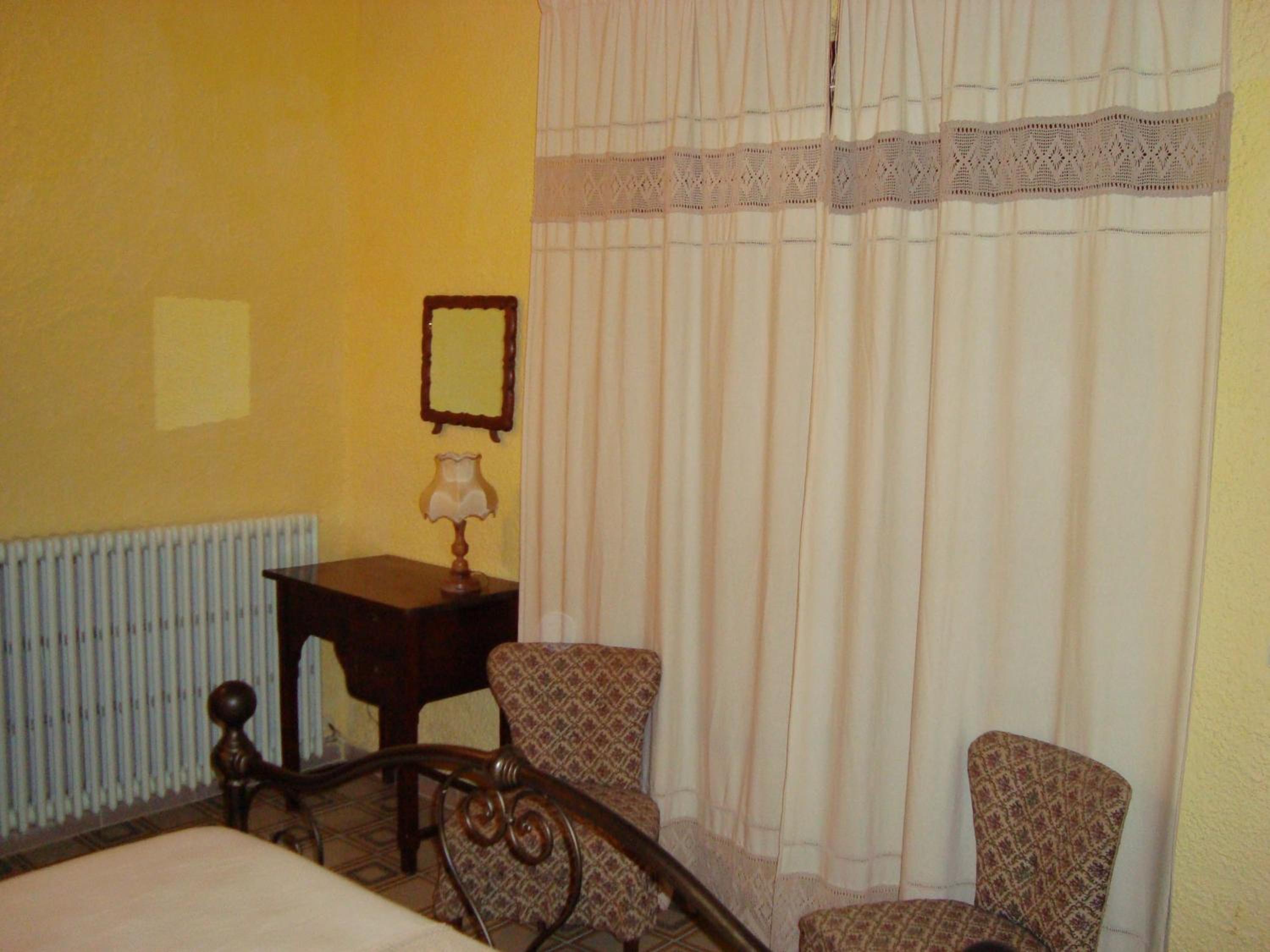 Three-Bedroom Apartment - Photo 7