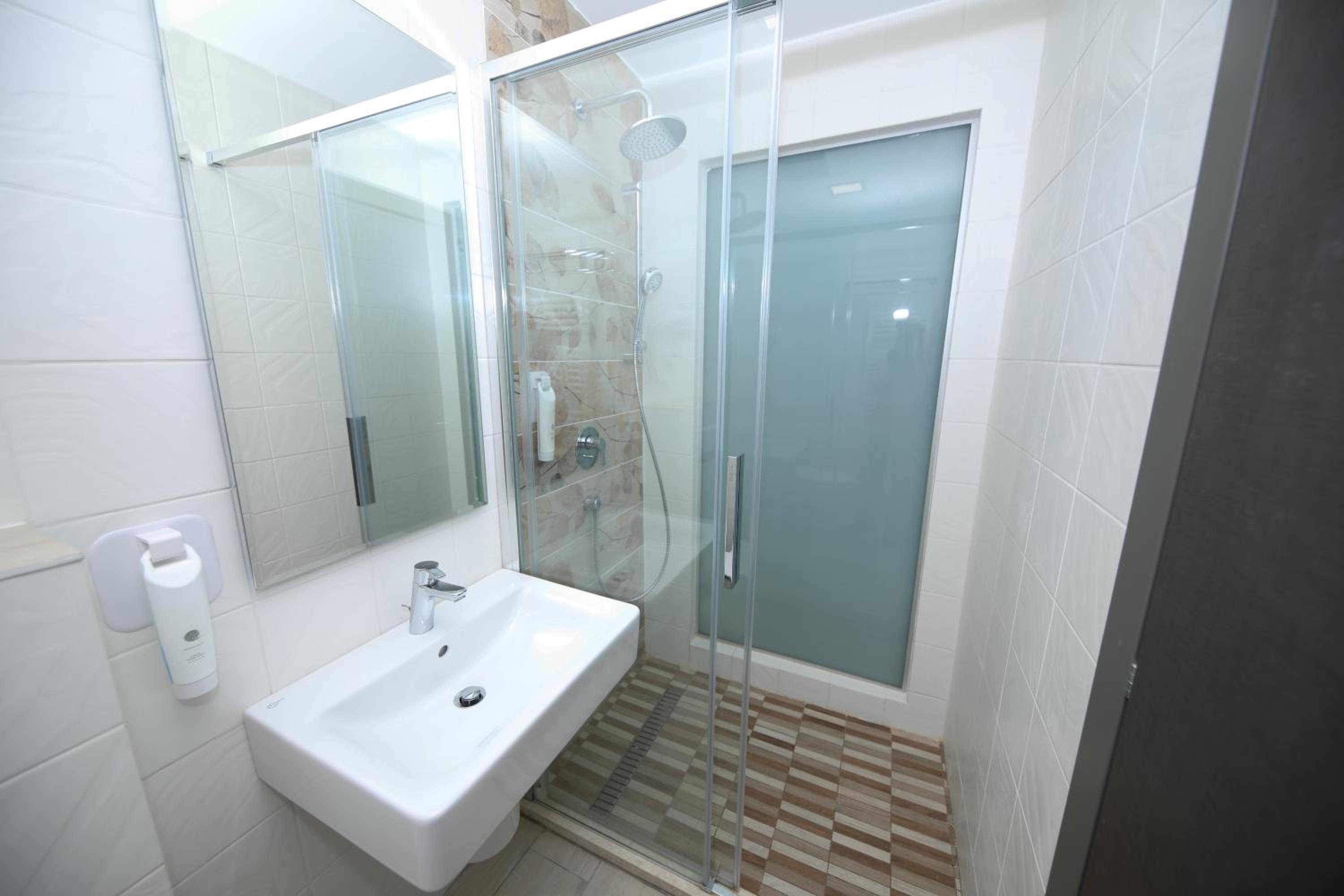 Deluxe Double Room with Balcony - Photo 2