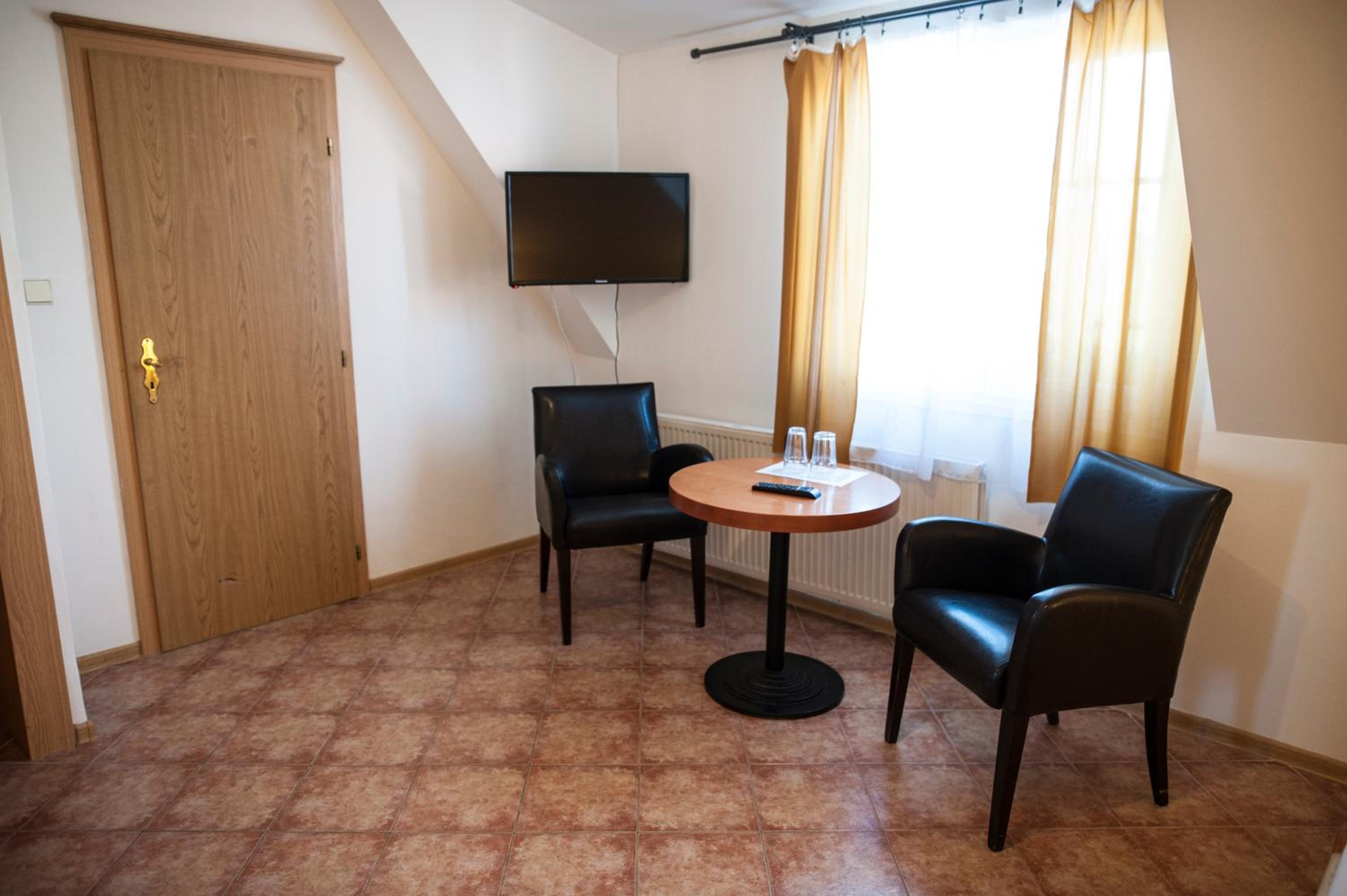 Double or Twin Room photo 2