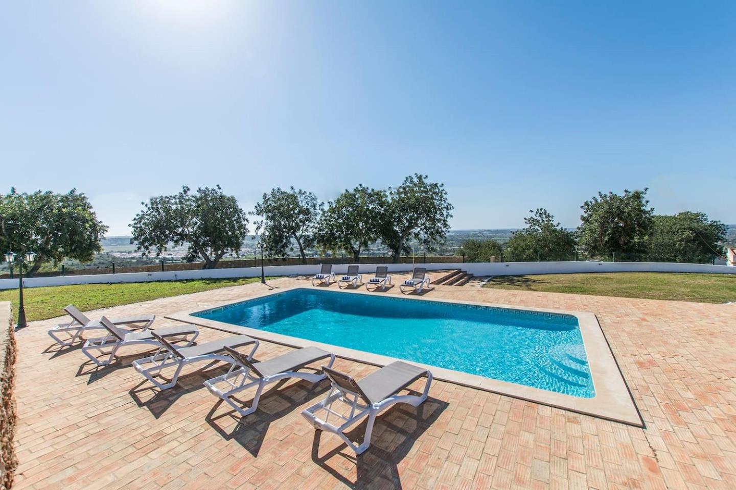 Villa with Private Pool photo 3