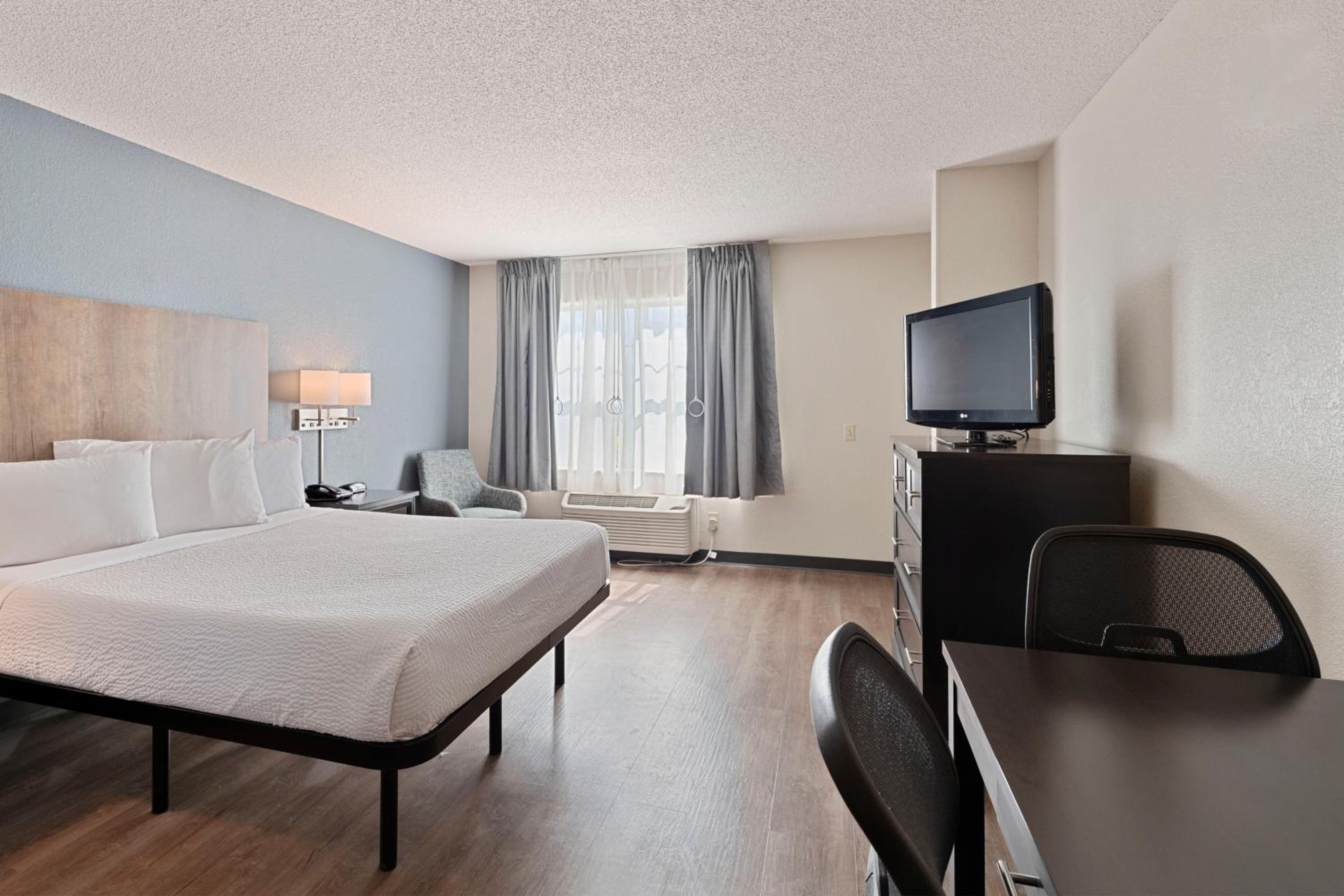 Extended Stay America Select Suites - Charlotte - Tyvola Rd, Photo 6