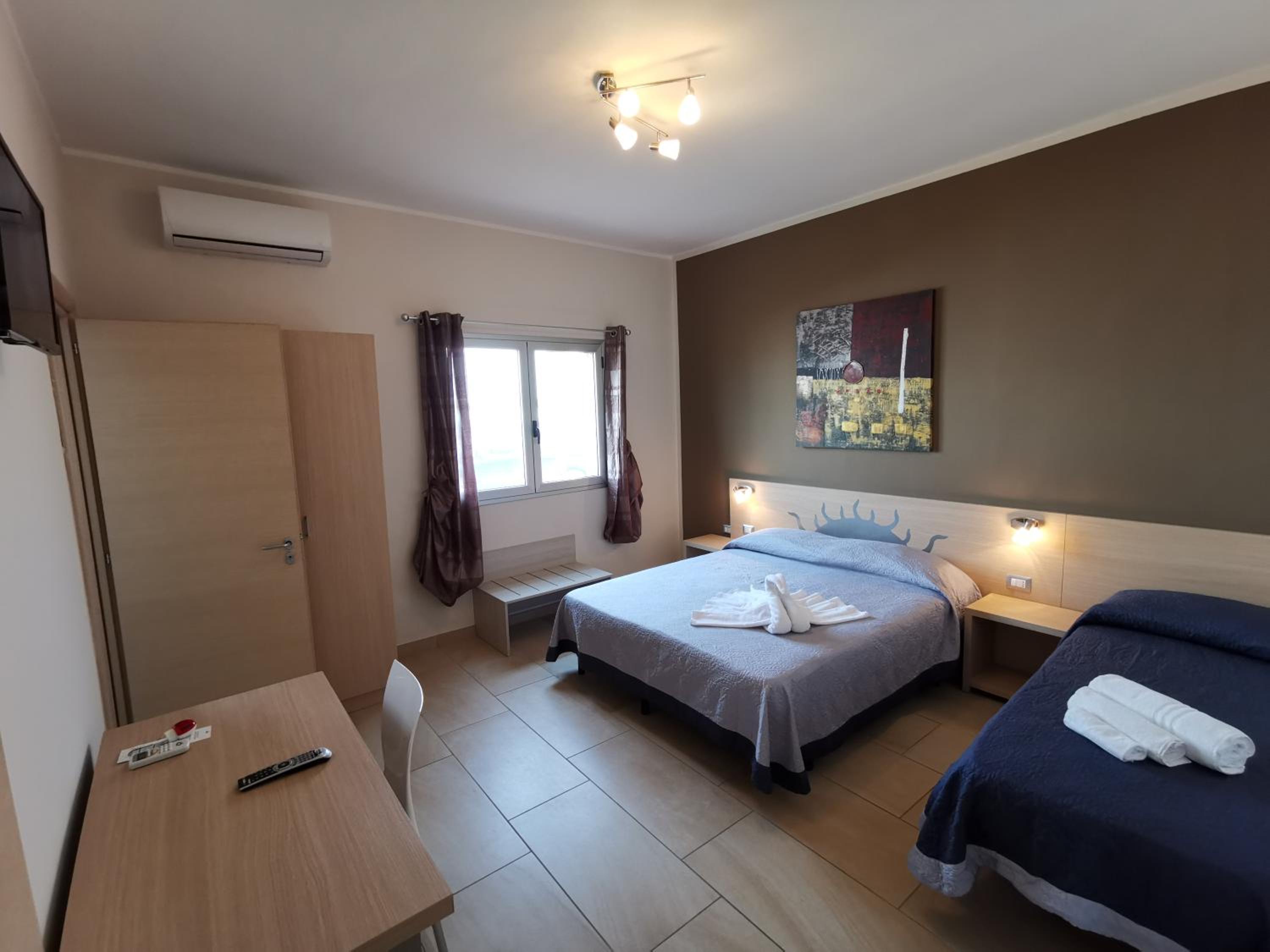 Triple Room photo 2