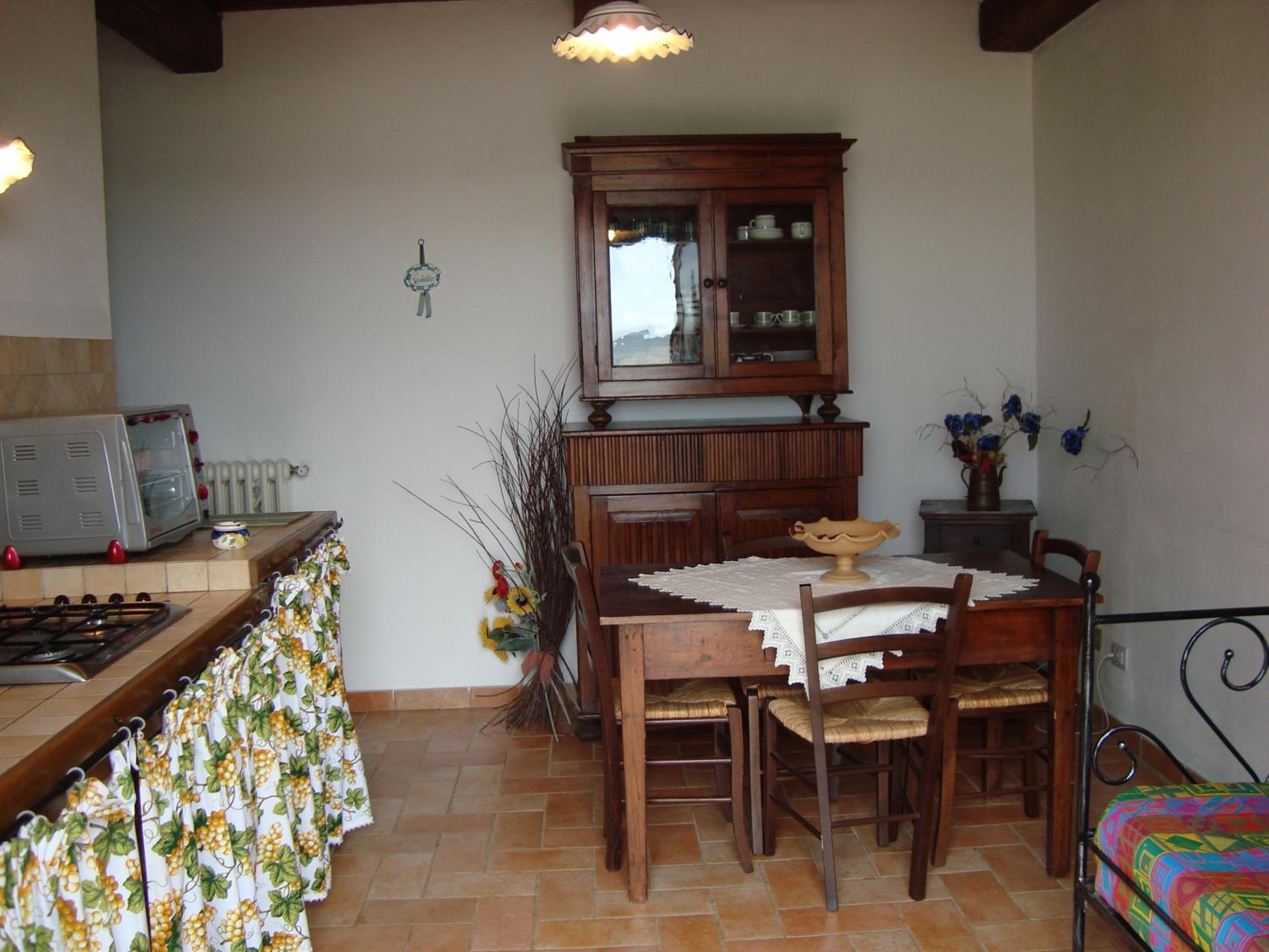 Two-Bedroom Apartment - Photo 4