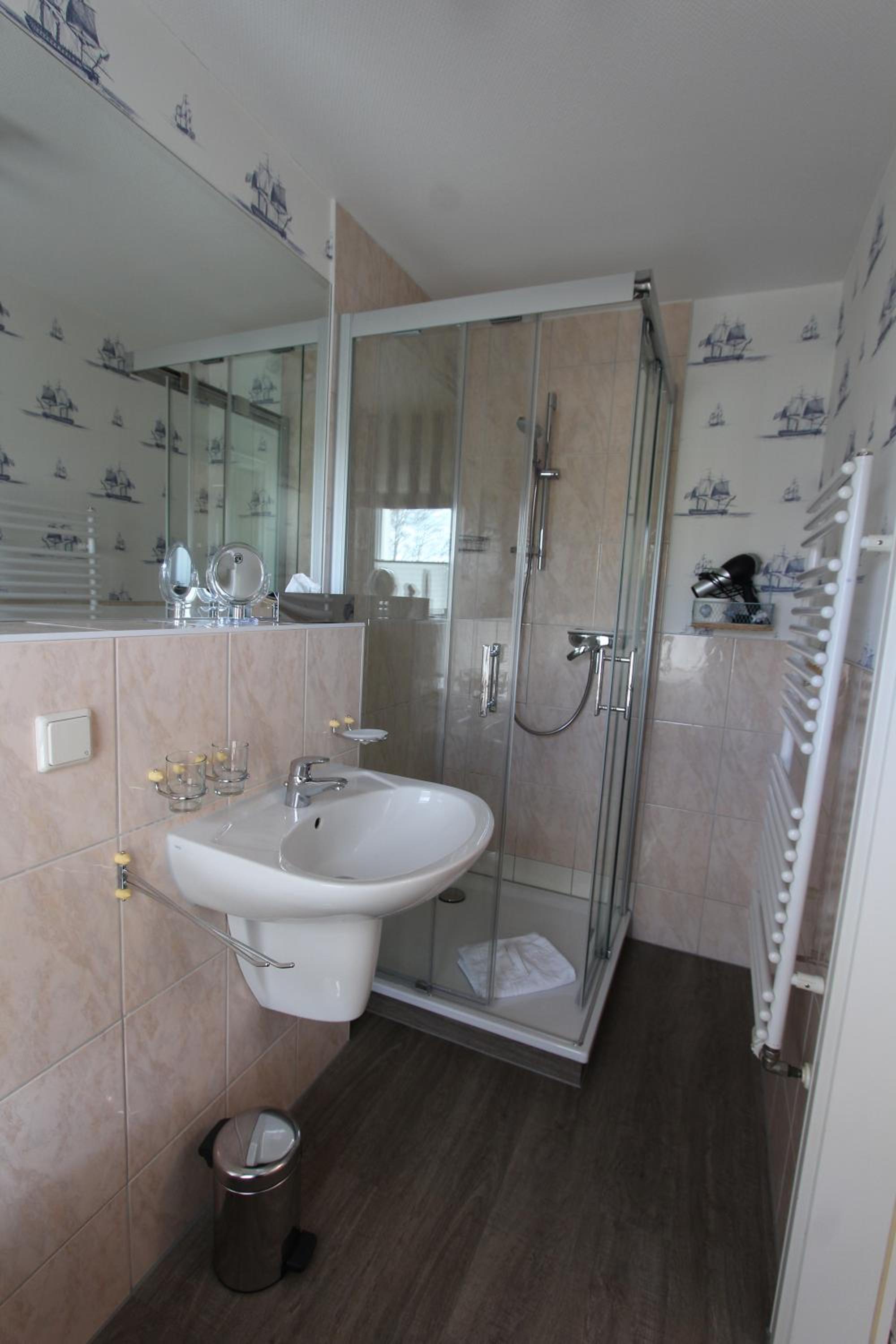Apartment with Terrace - 11 photo 3