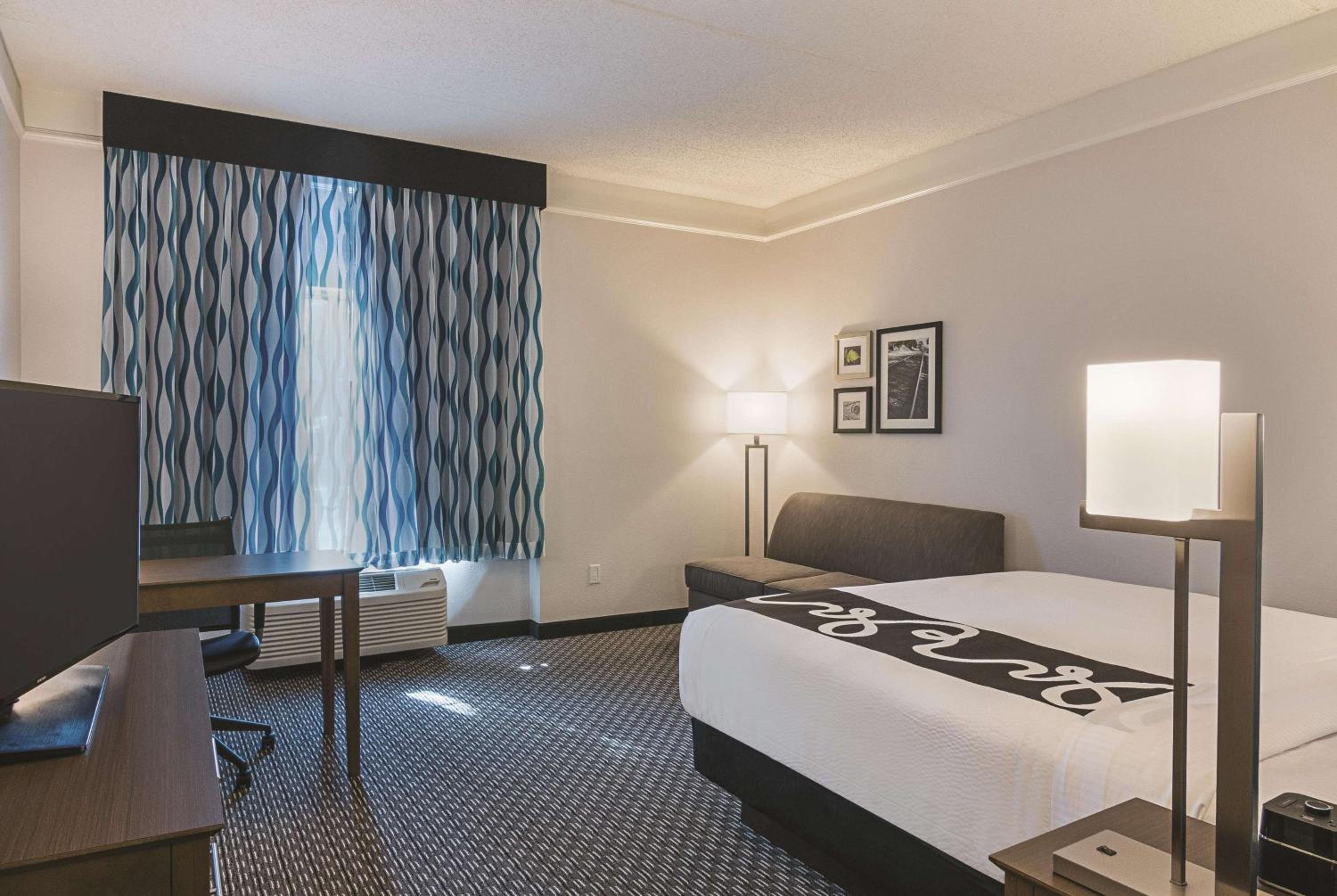 King Room with Sofa Bed