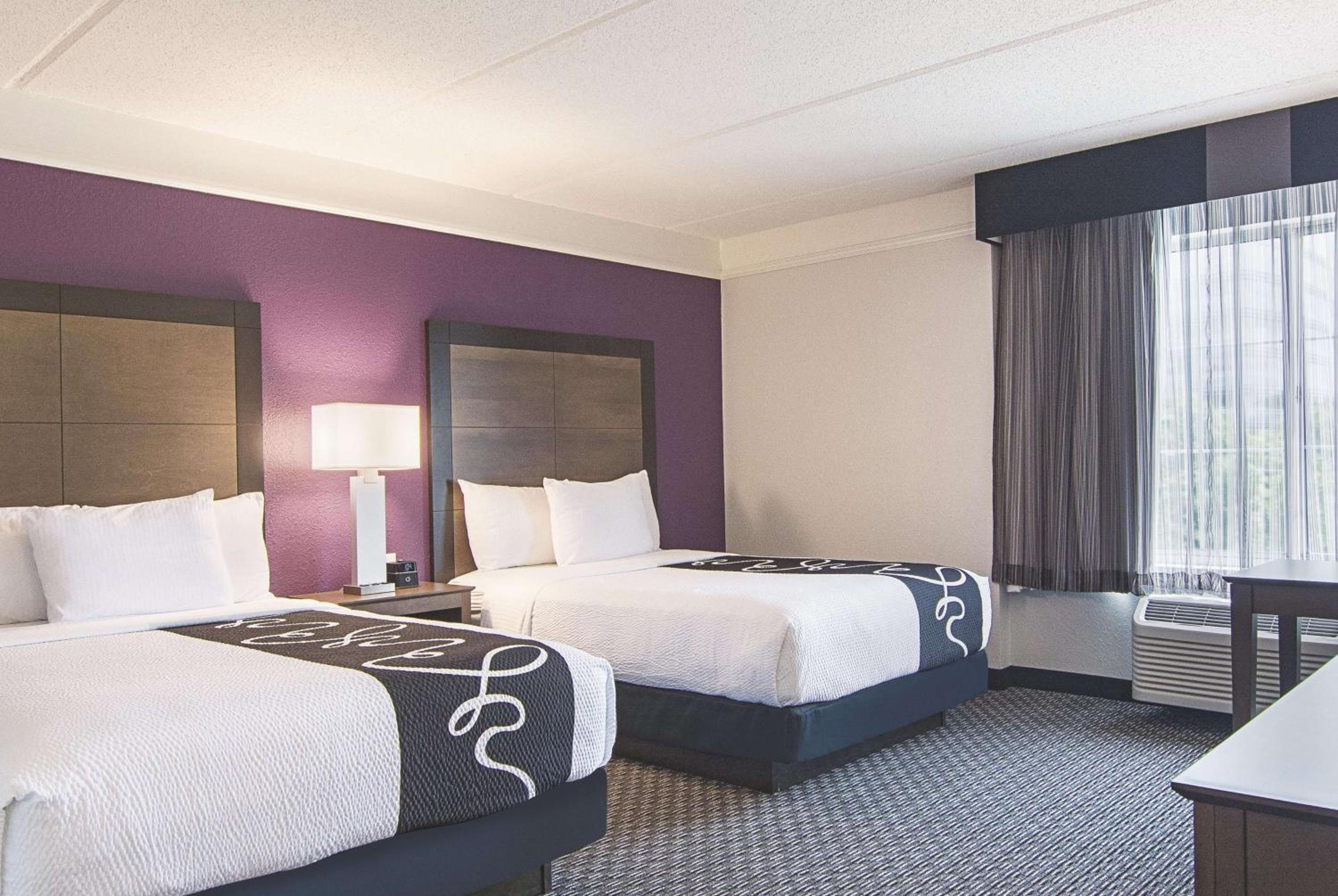 Double Room with Two Double Beds - Photo 1