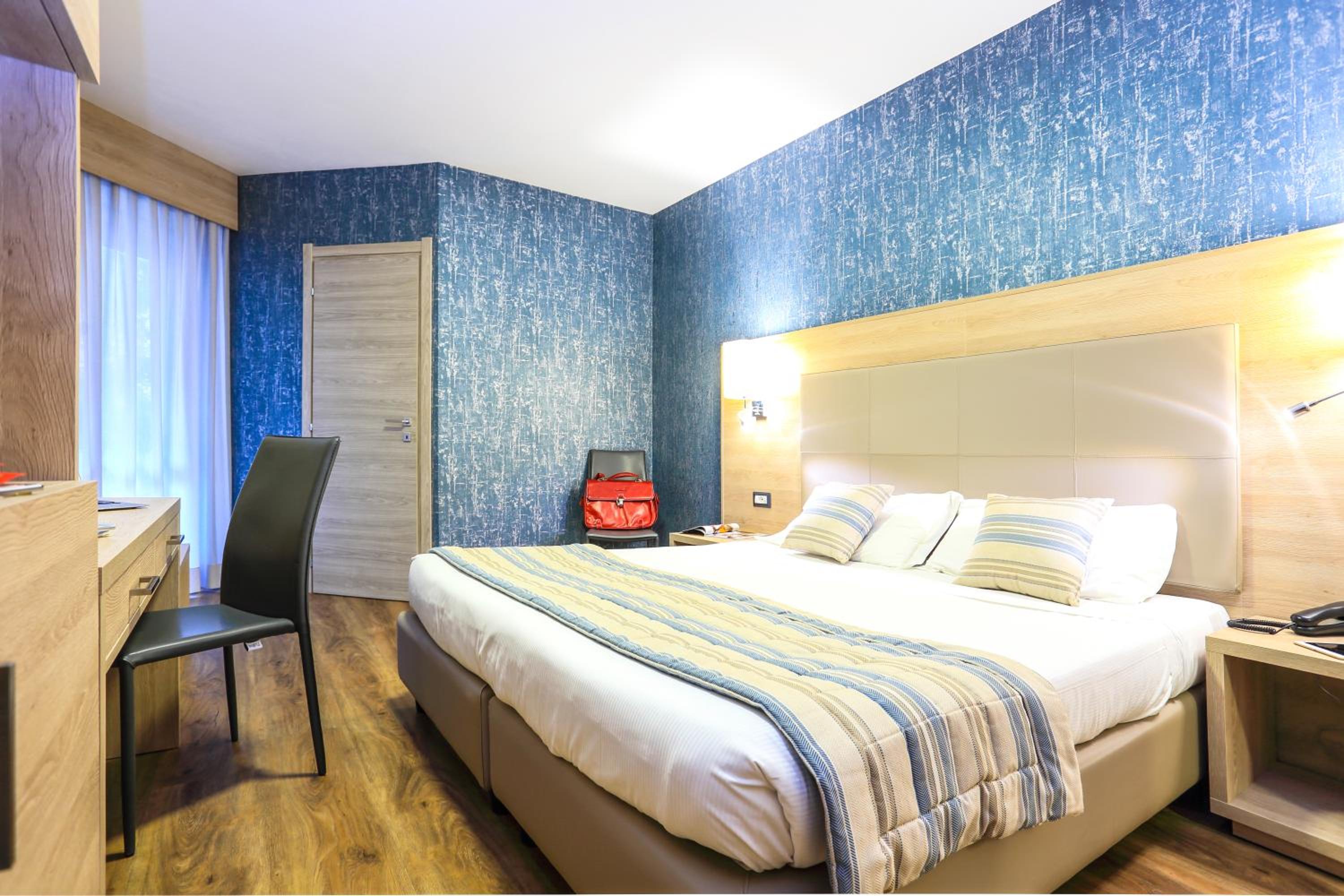 Triple Room with Balcony - Photo 1