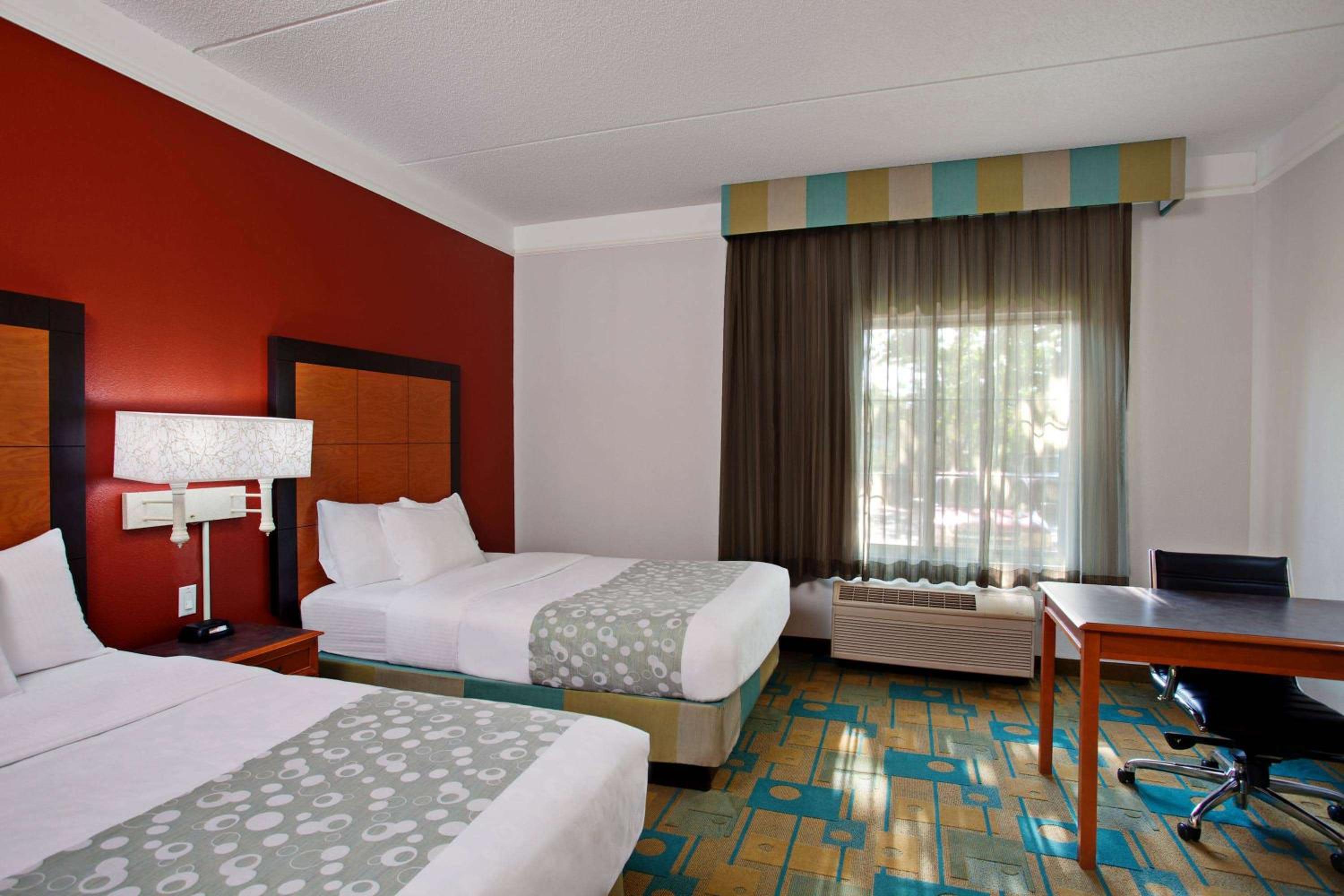 Double Room With Two Double Beds - Disability Access photo 1