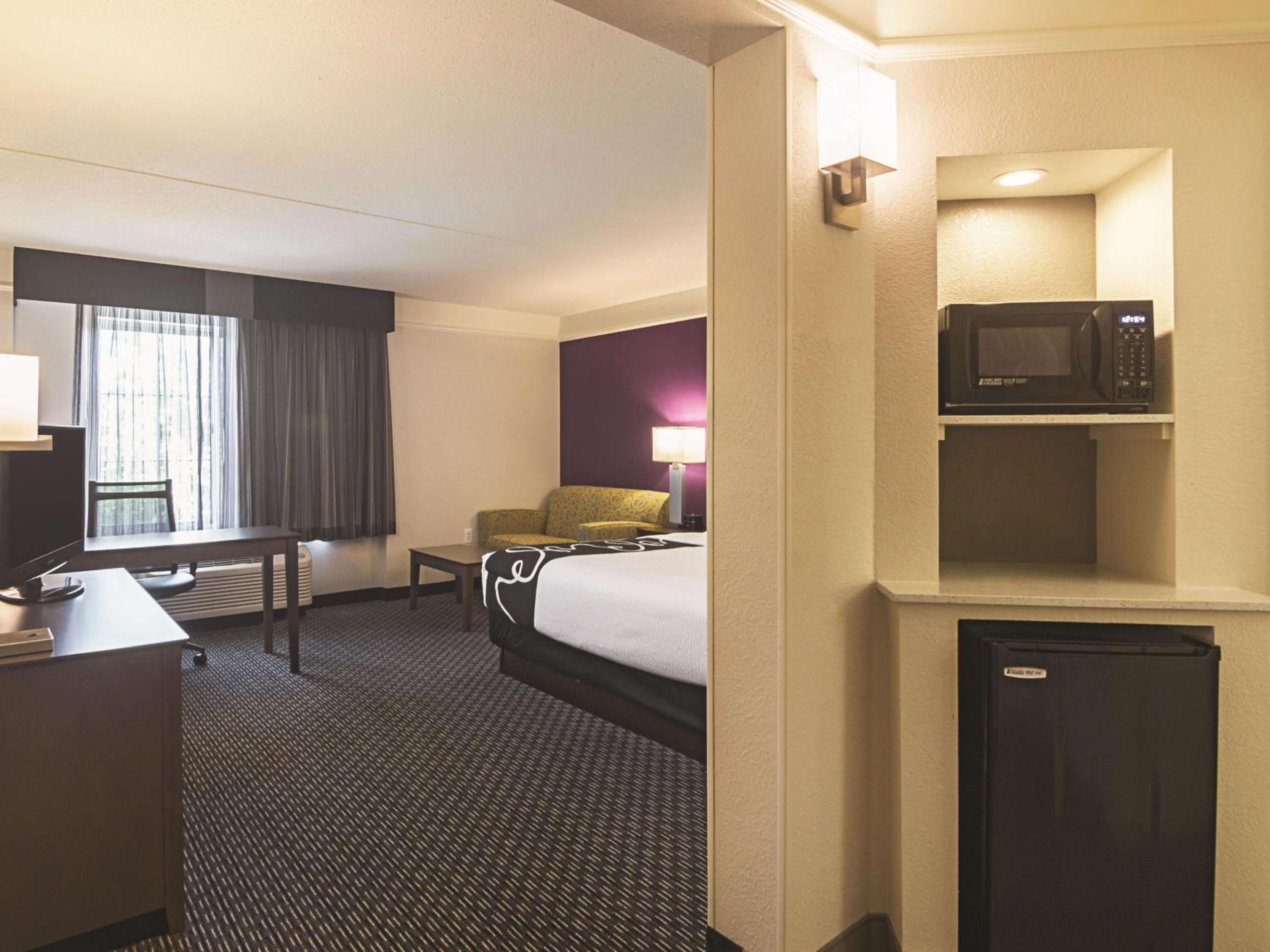 Executive King Room - Photo 4