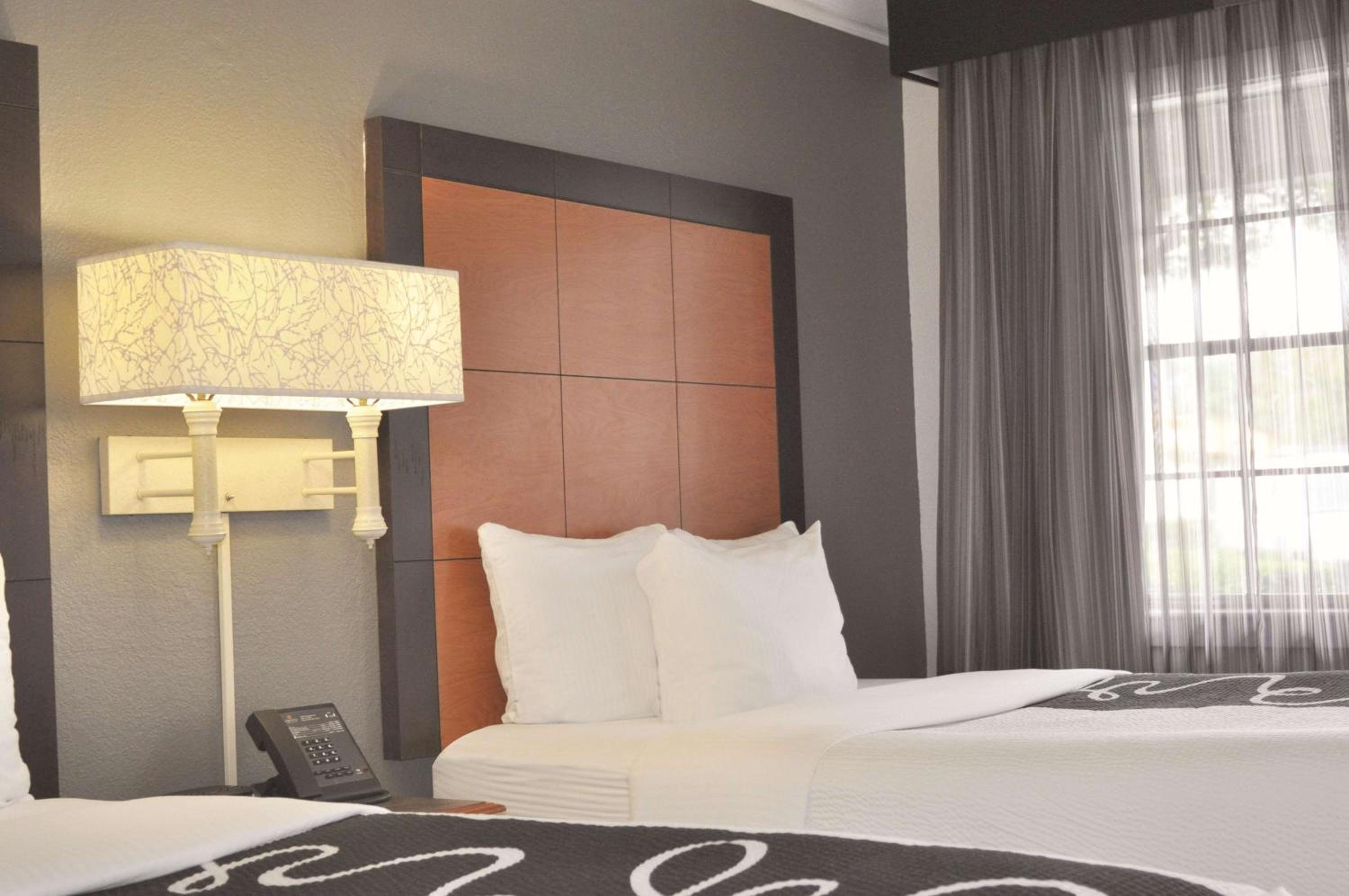 Double Room with Two Double Beds - Non-Smoking photo 1