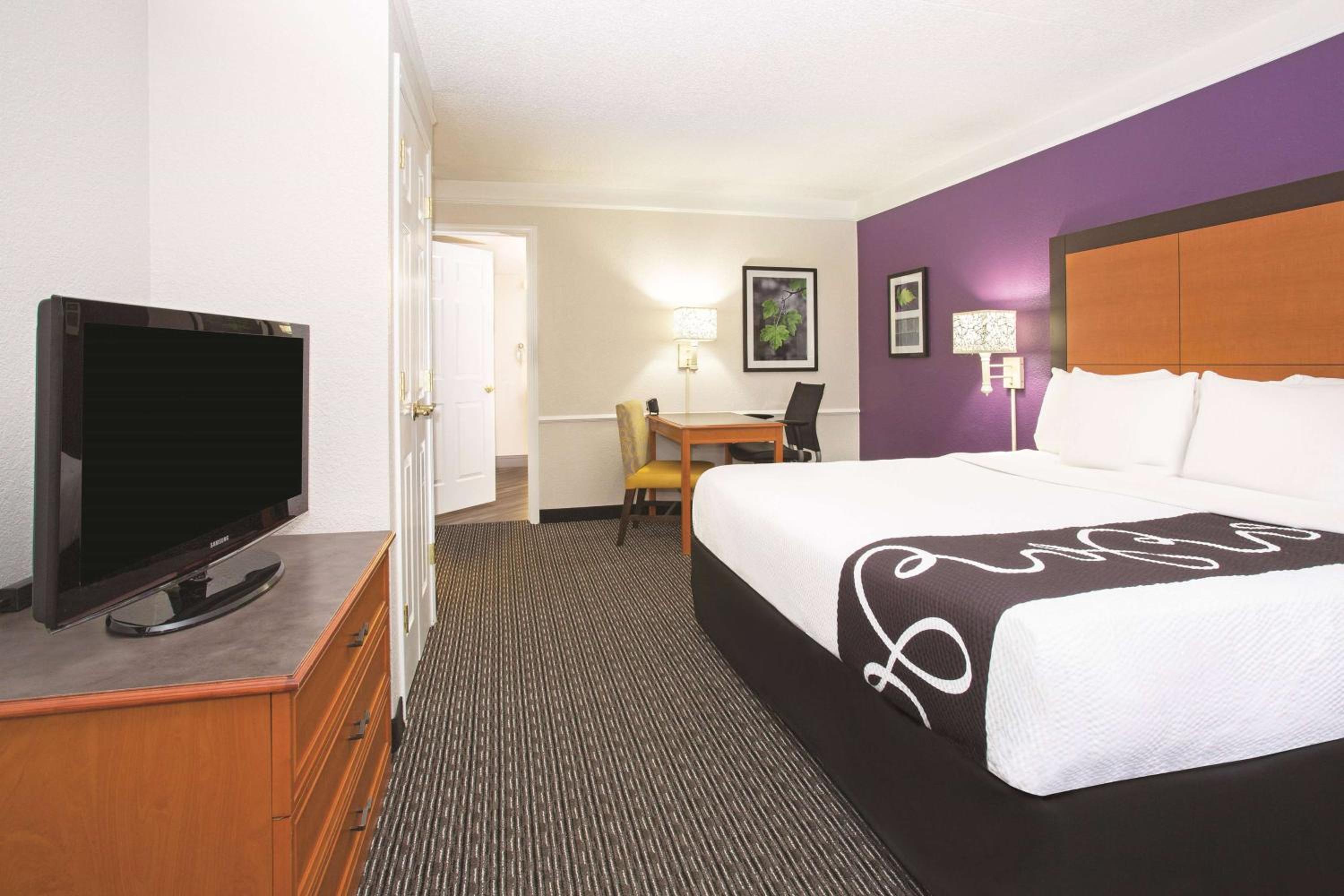 King Room - Disability Access - Photo 2