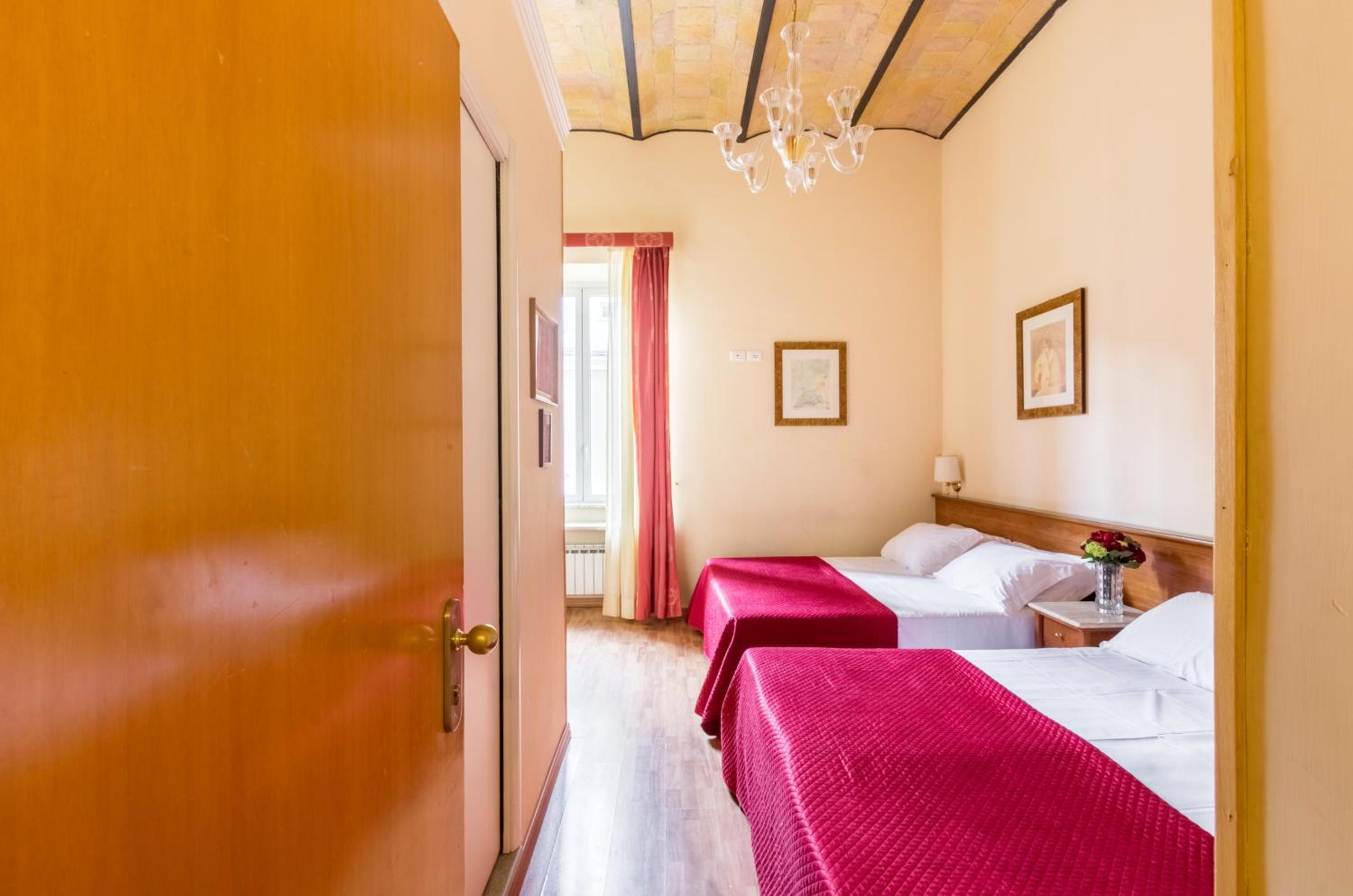 Quadruple Room photo 2
