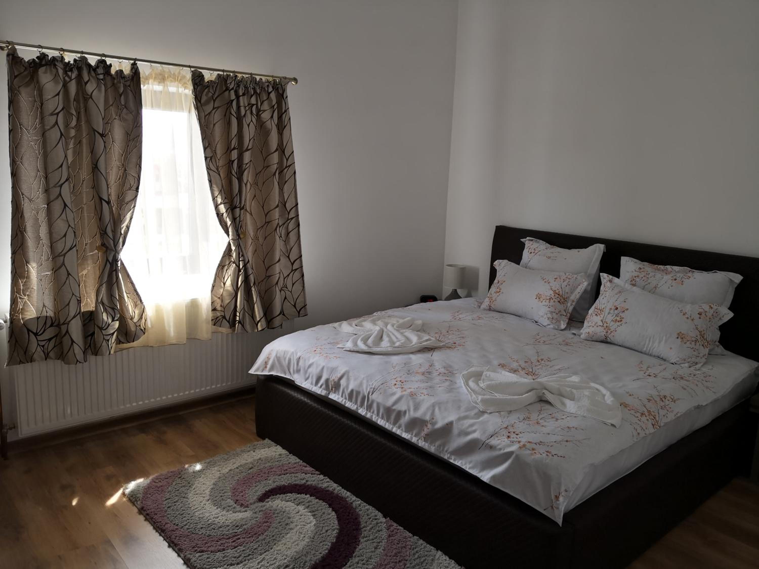 Studio with Sofa Bed - Photo 7
