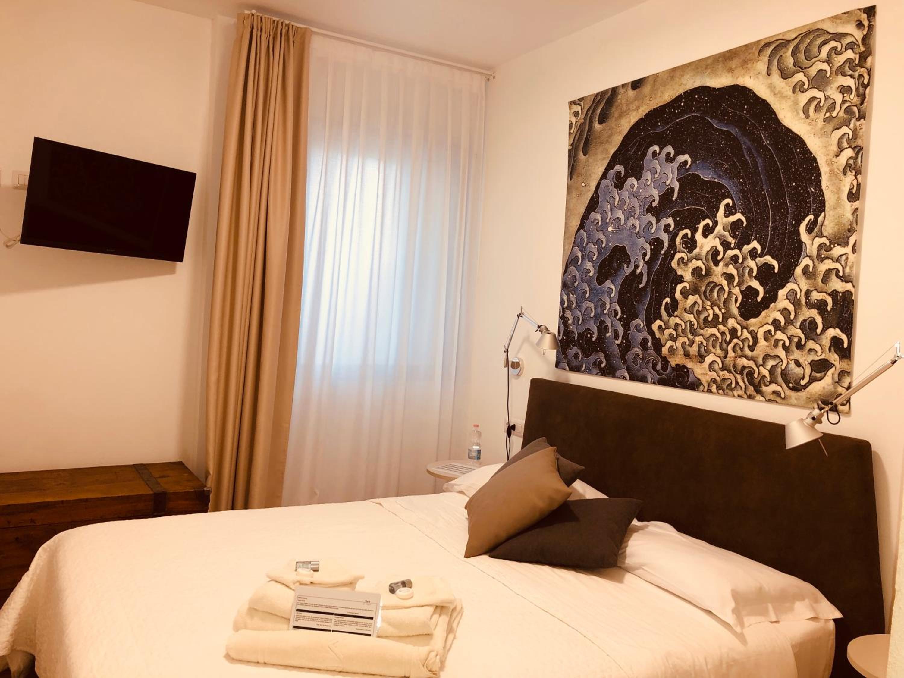 Deluxe Double Room photo 3
