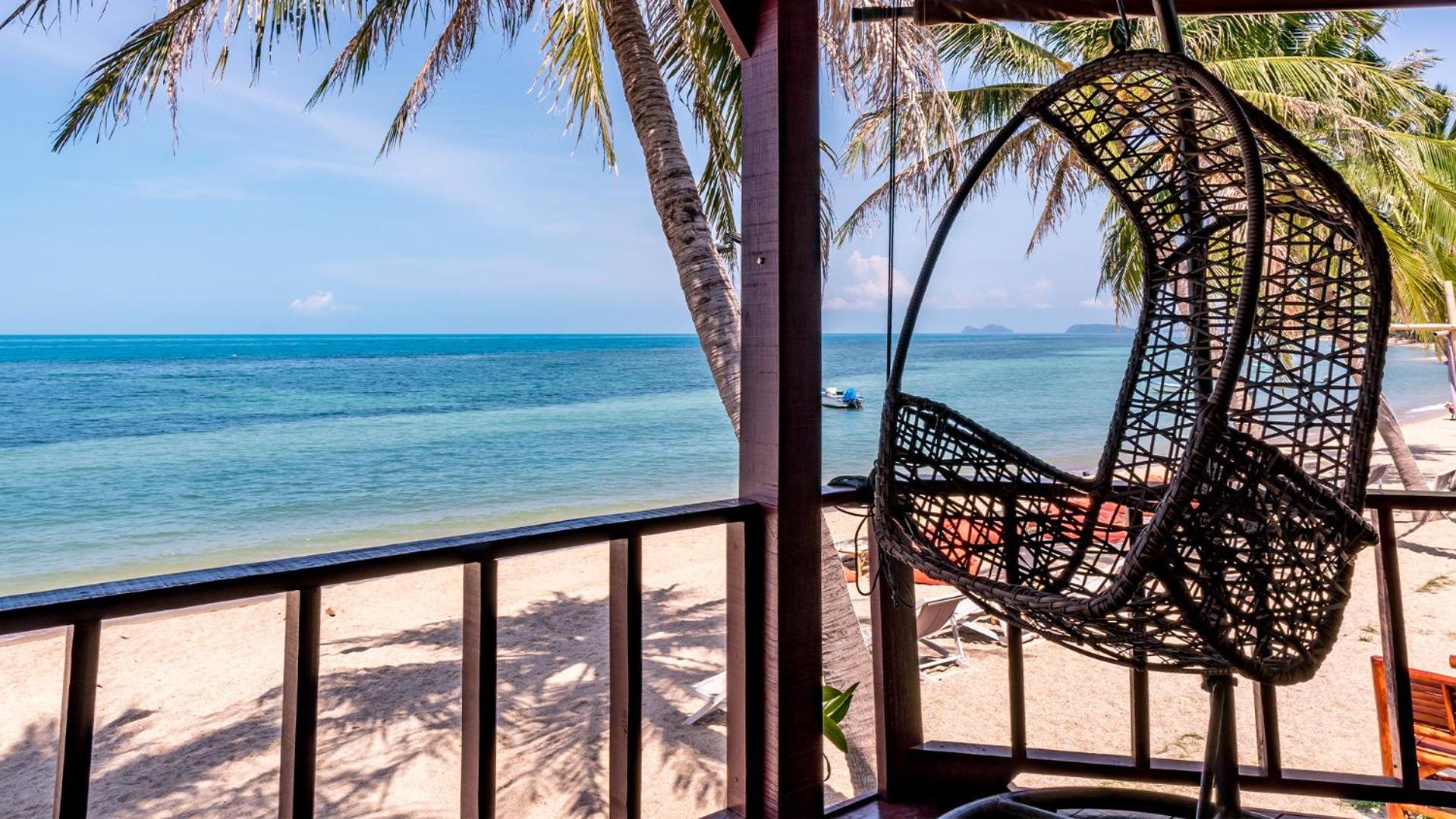 Bungalow - Beach Front - Photo 6