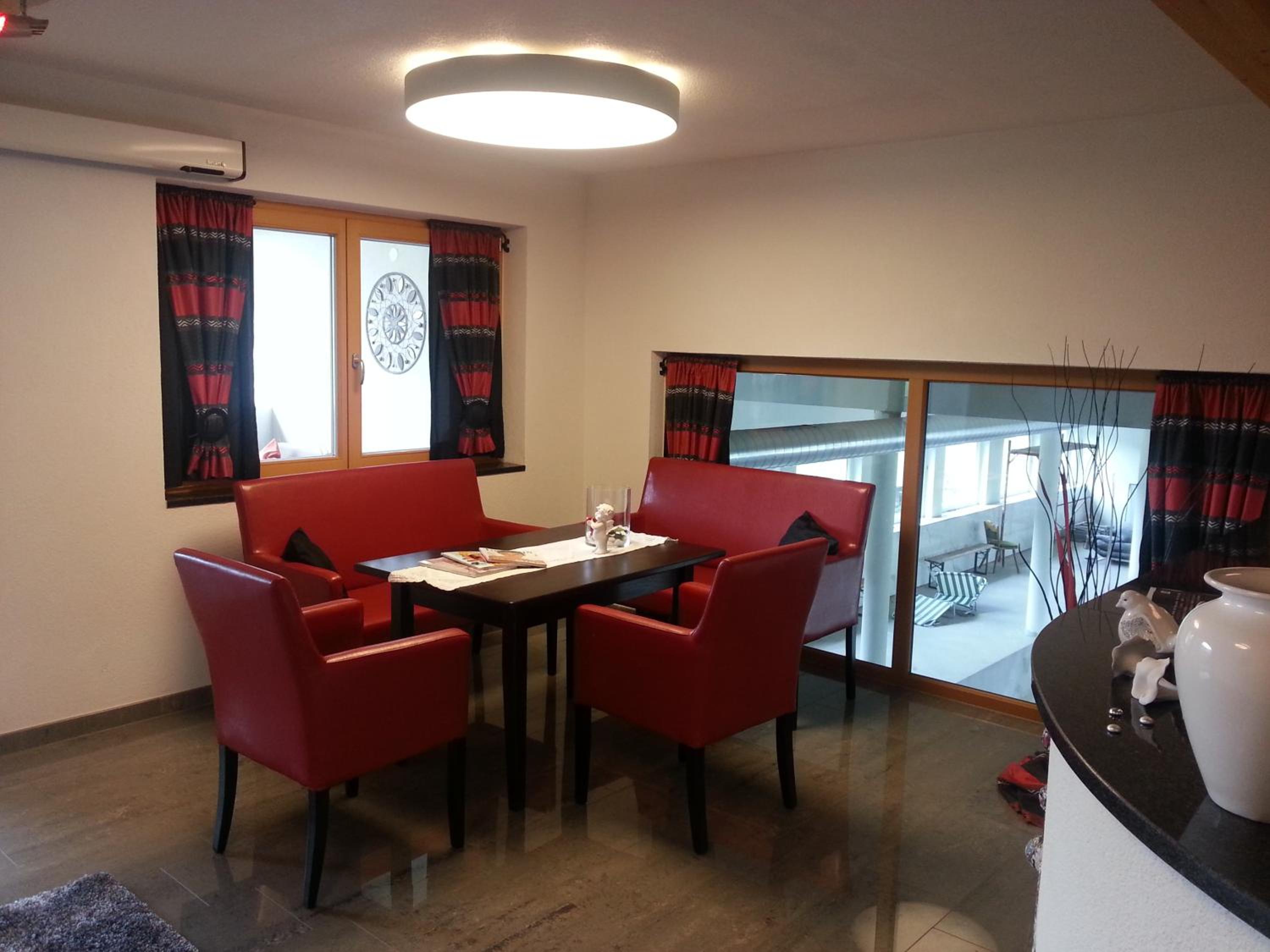 Two-Bedroom Apartment with Balcony photo 2