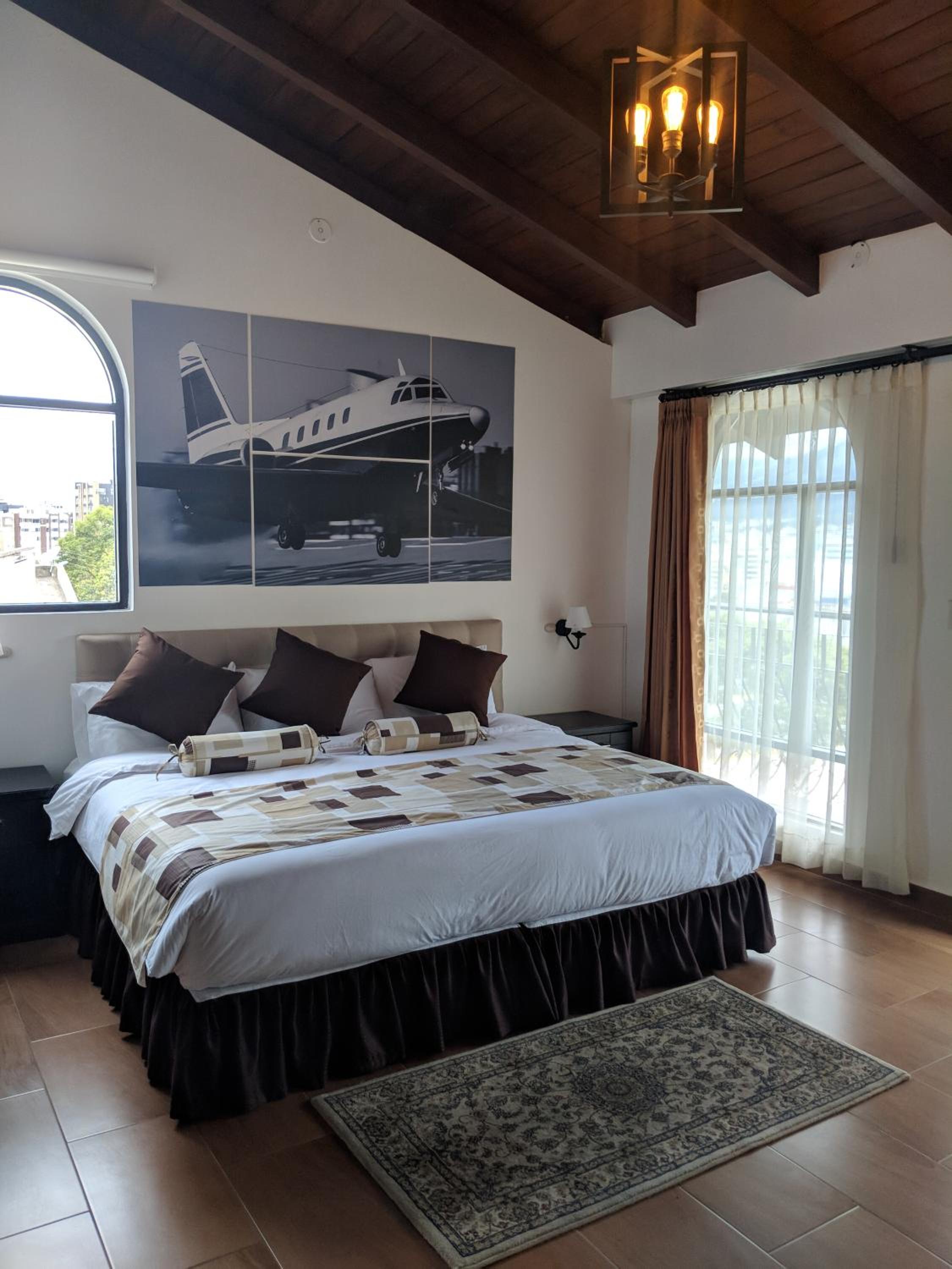 Deluxe Double Room with Balcony photo 2