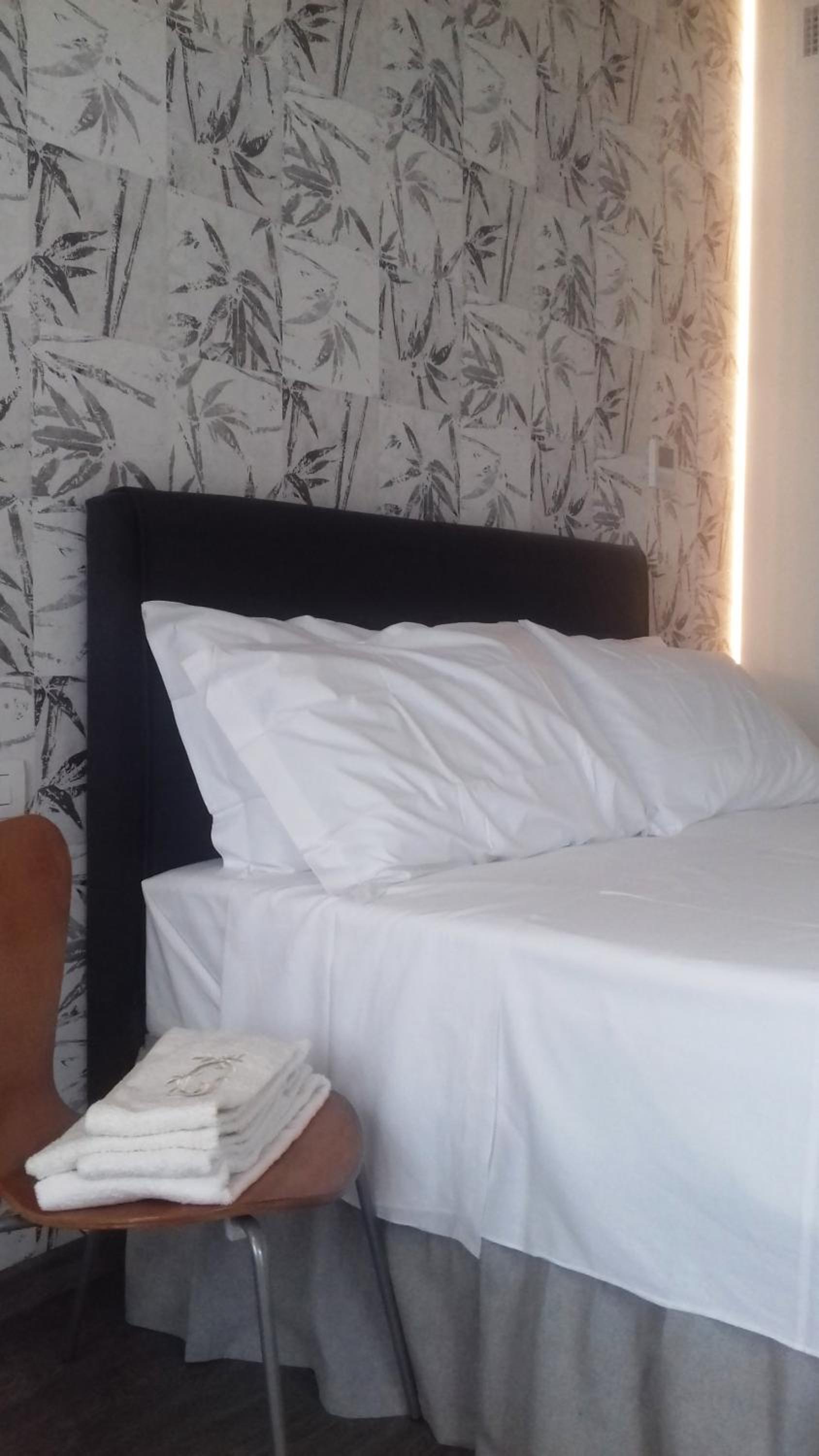Double or Twin Room with Garden View photo 2