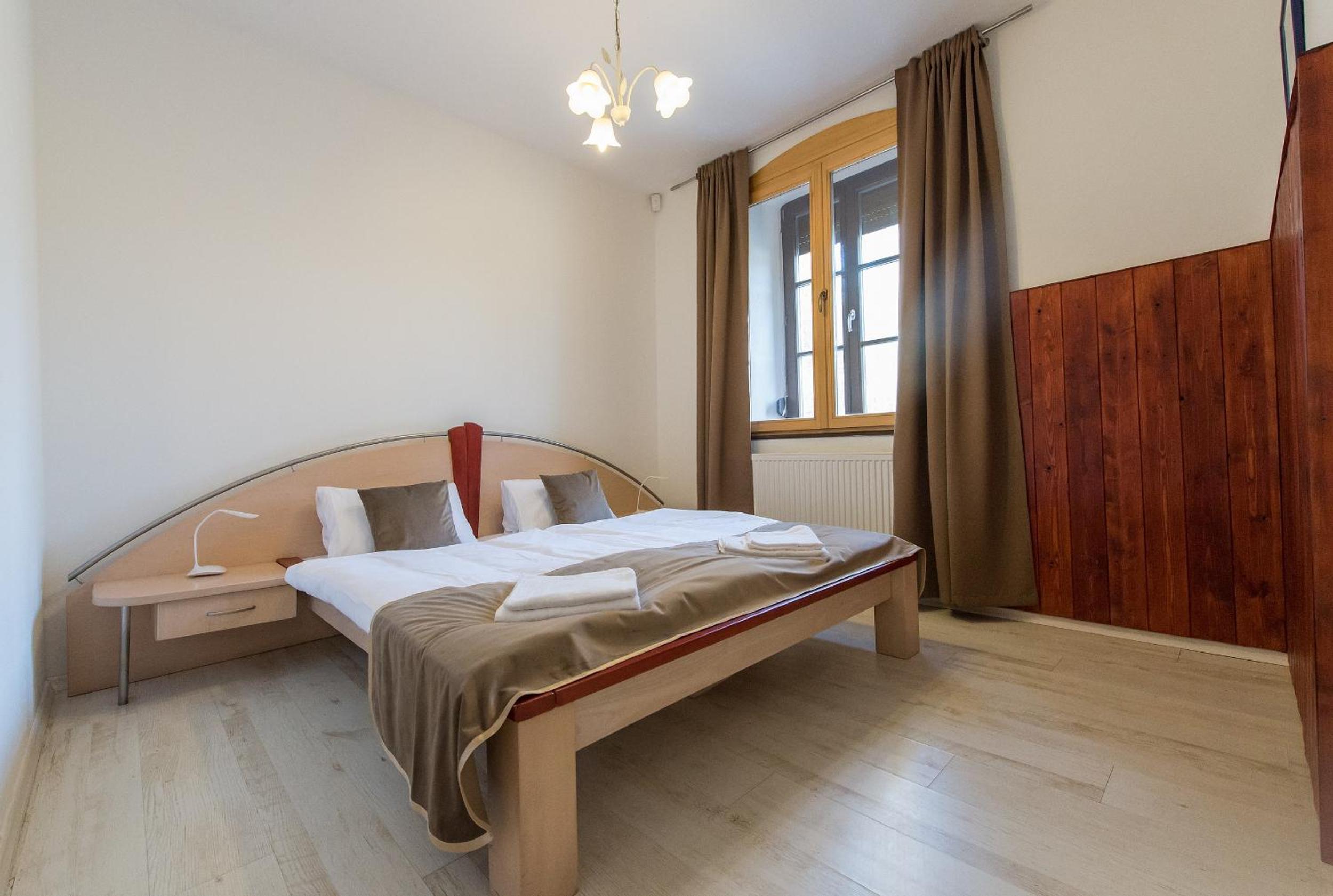 Suite - Photo 2