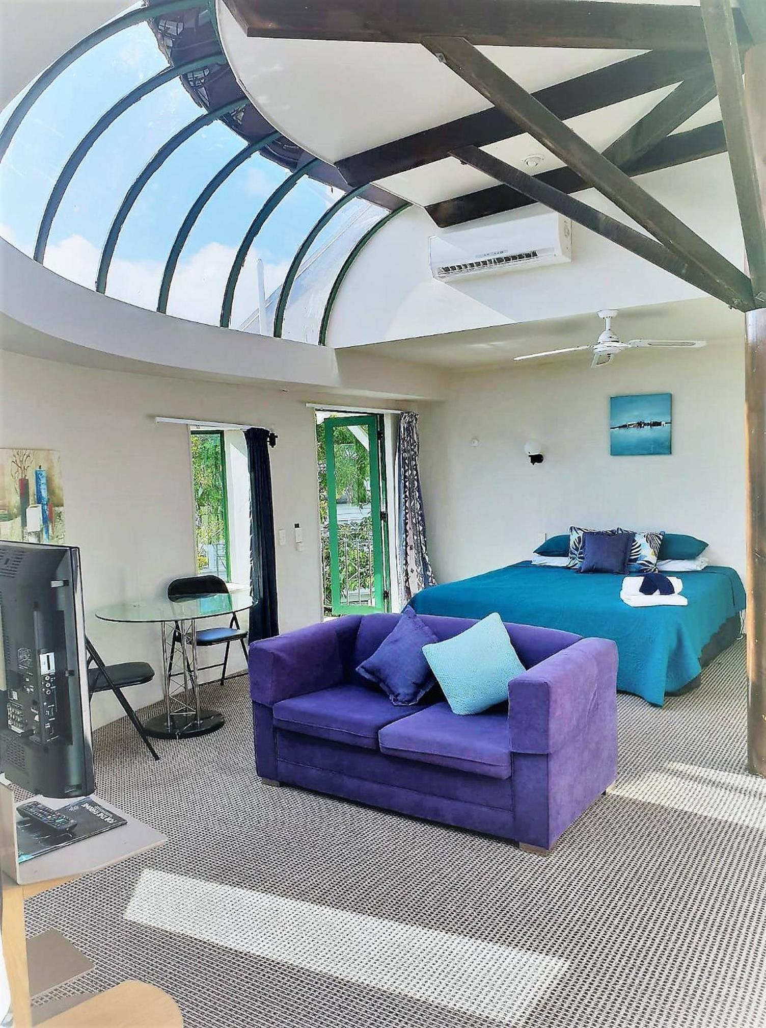  Penthouse Studio - Photo 1