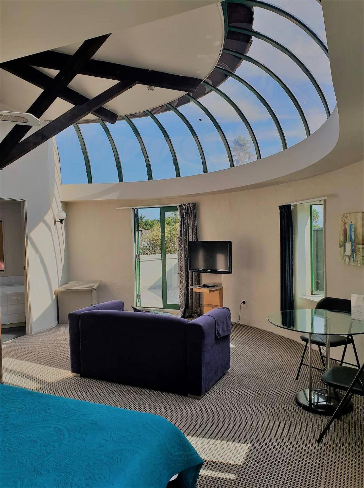  Penthouse Studio - Photo 6