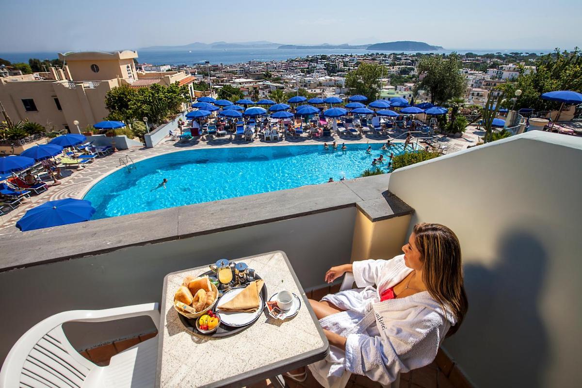 Superior Double or Twin Room with Sea View