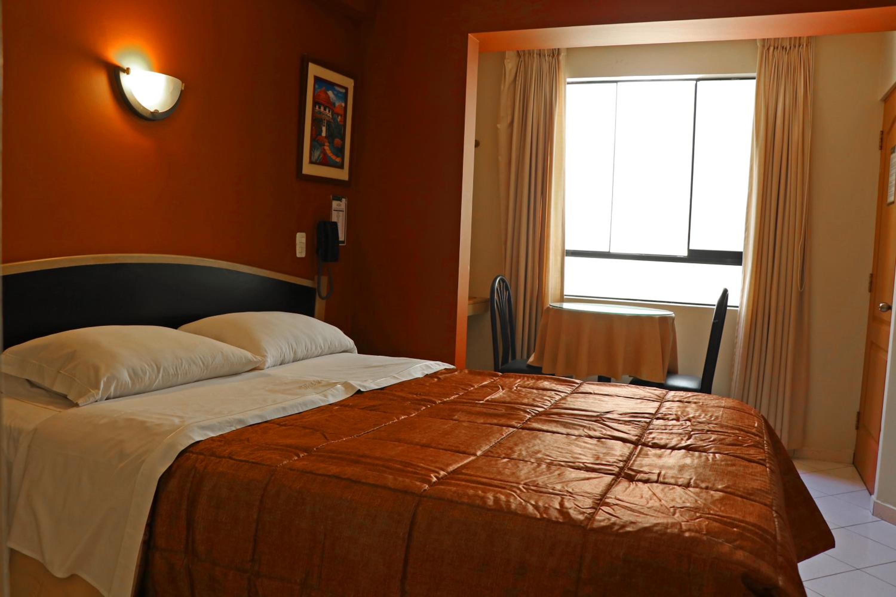 Double Room - Photo 21