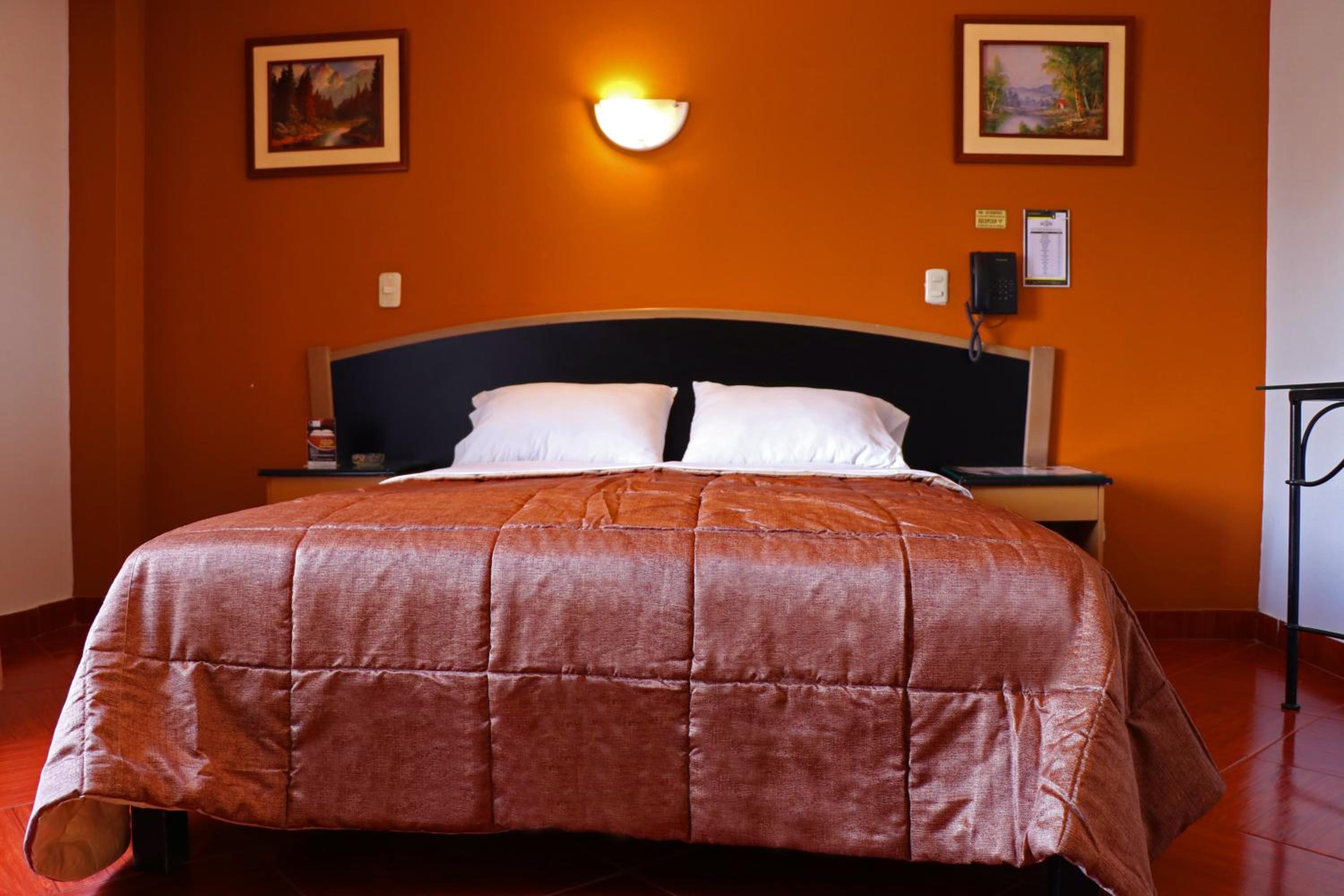 Double Room - Photo 10