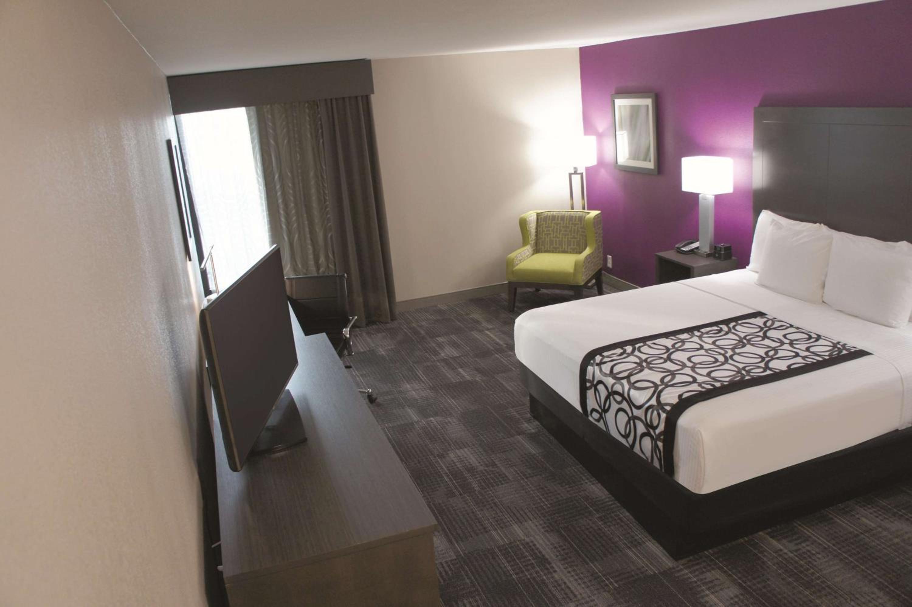 King Room - Mobility Access/Non-Smoking - Photo 2