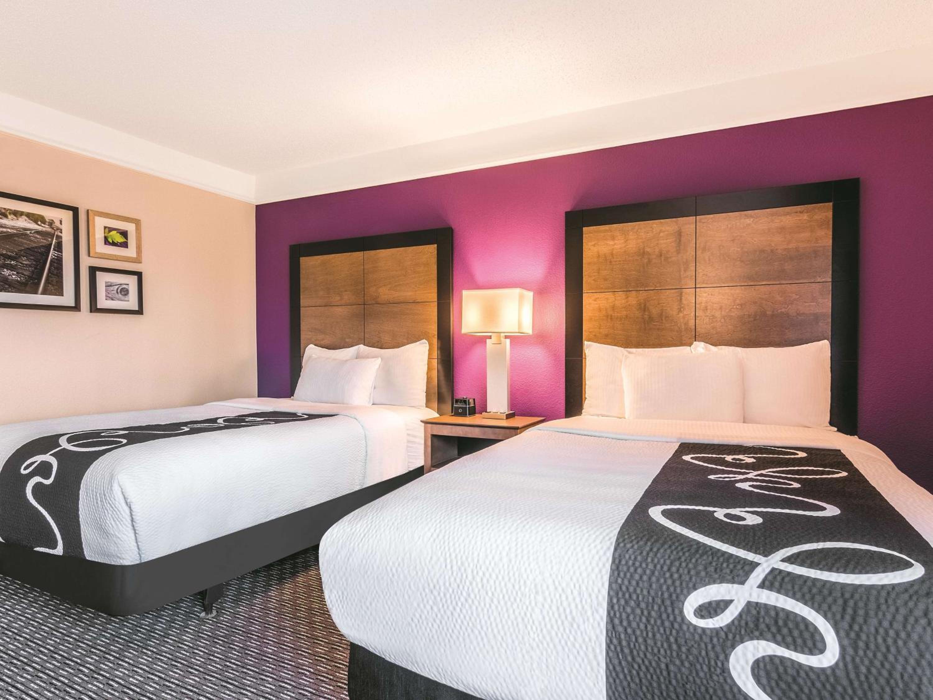 Double Room with Two Double Beds - Disability Access photo 1