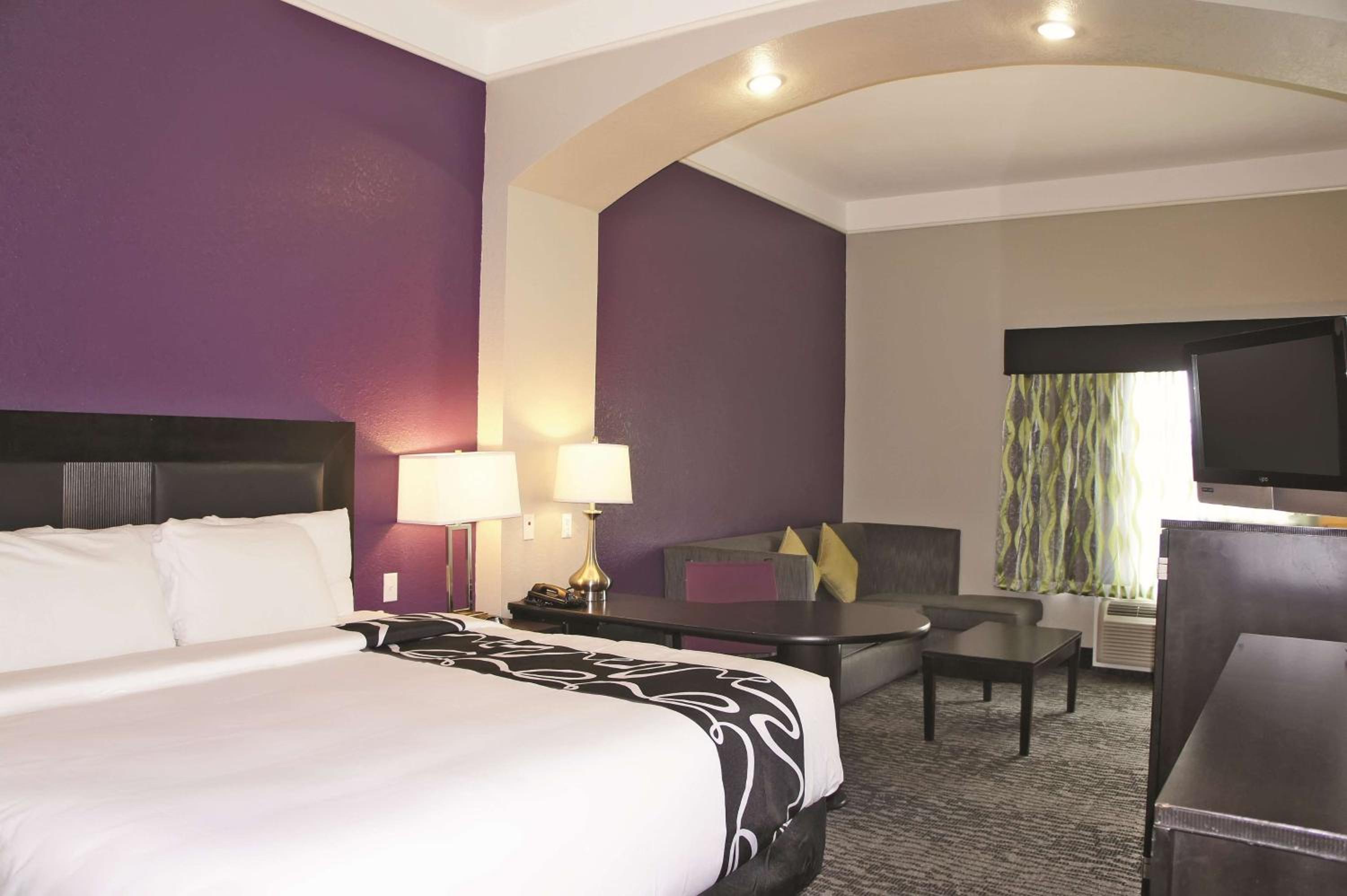 Executive King Room Non Smoking  - Photo 2