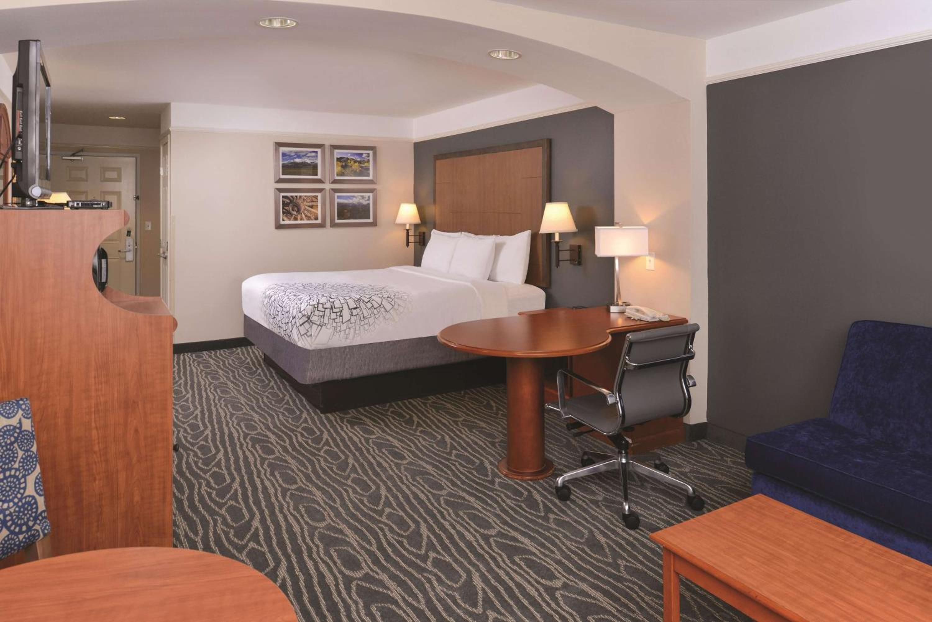Executive King Room - Photo 1