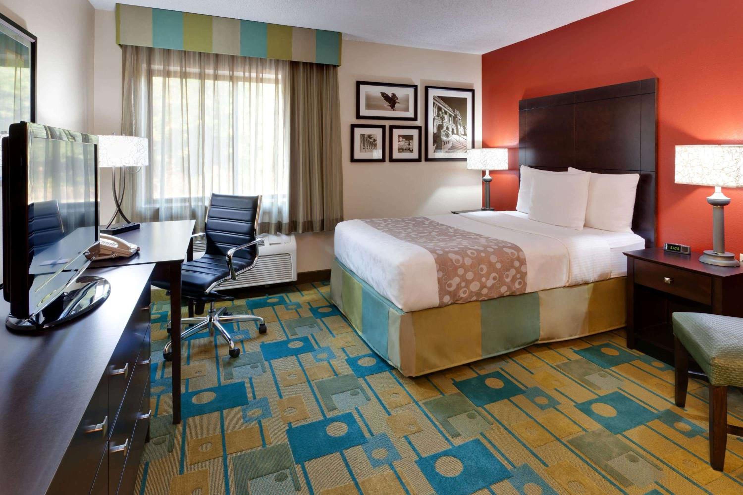 Double Room - Disability Access - Photo 1