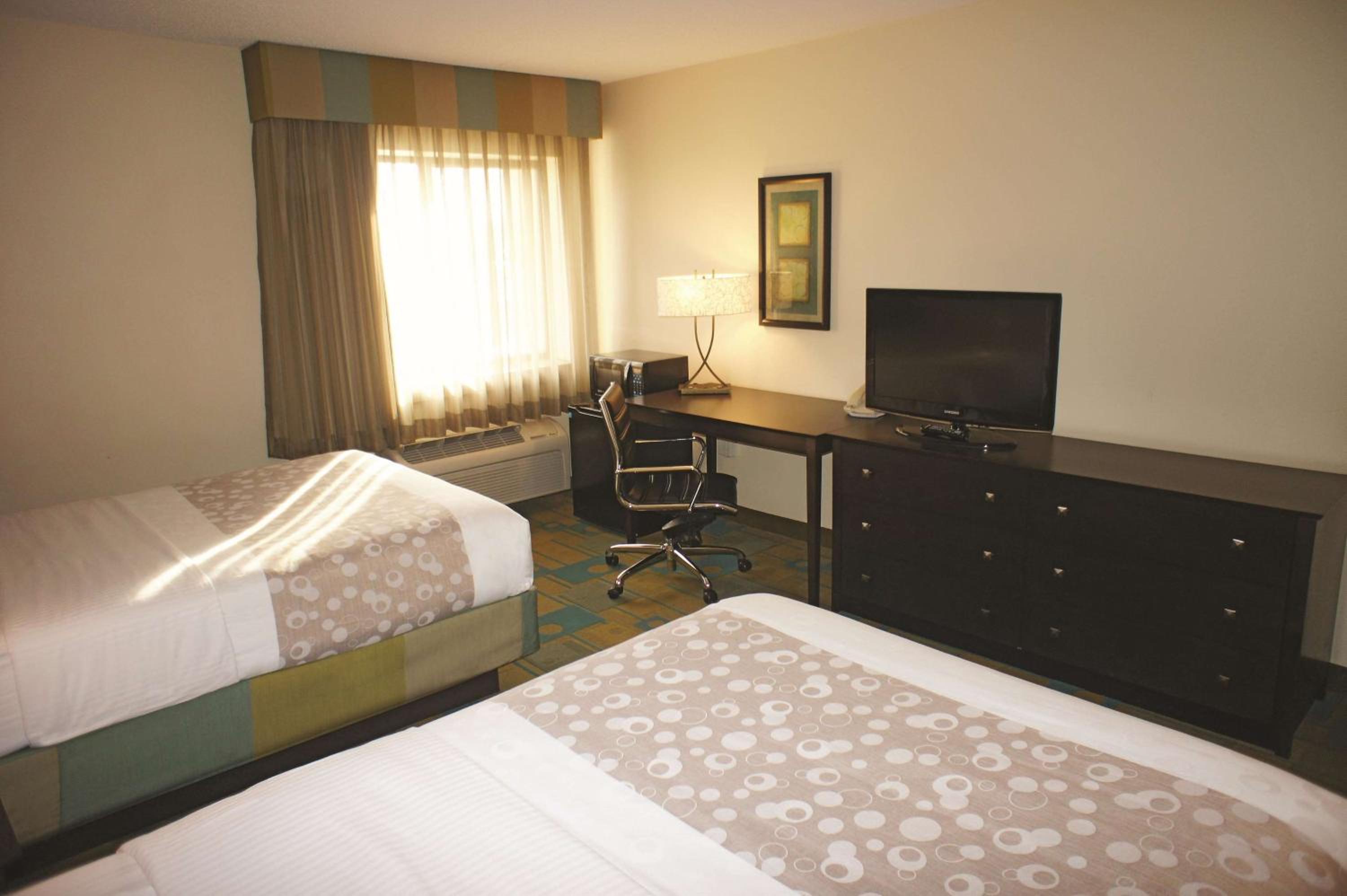 Deluxe Double Room with Double Beds  - Photo 2