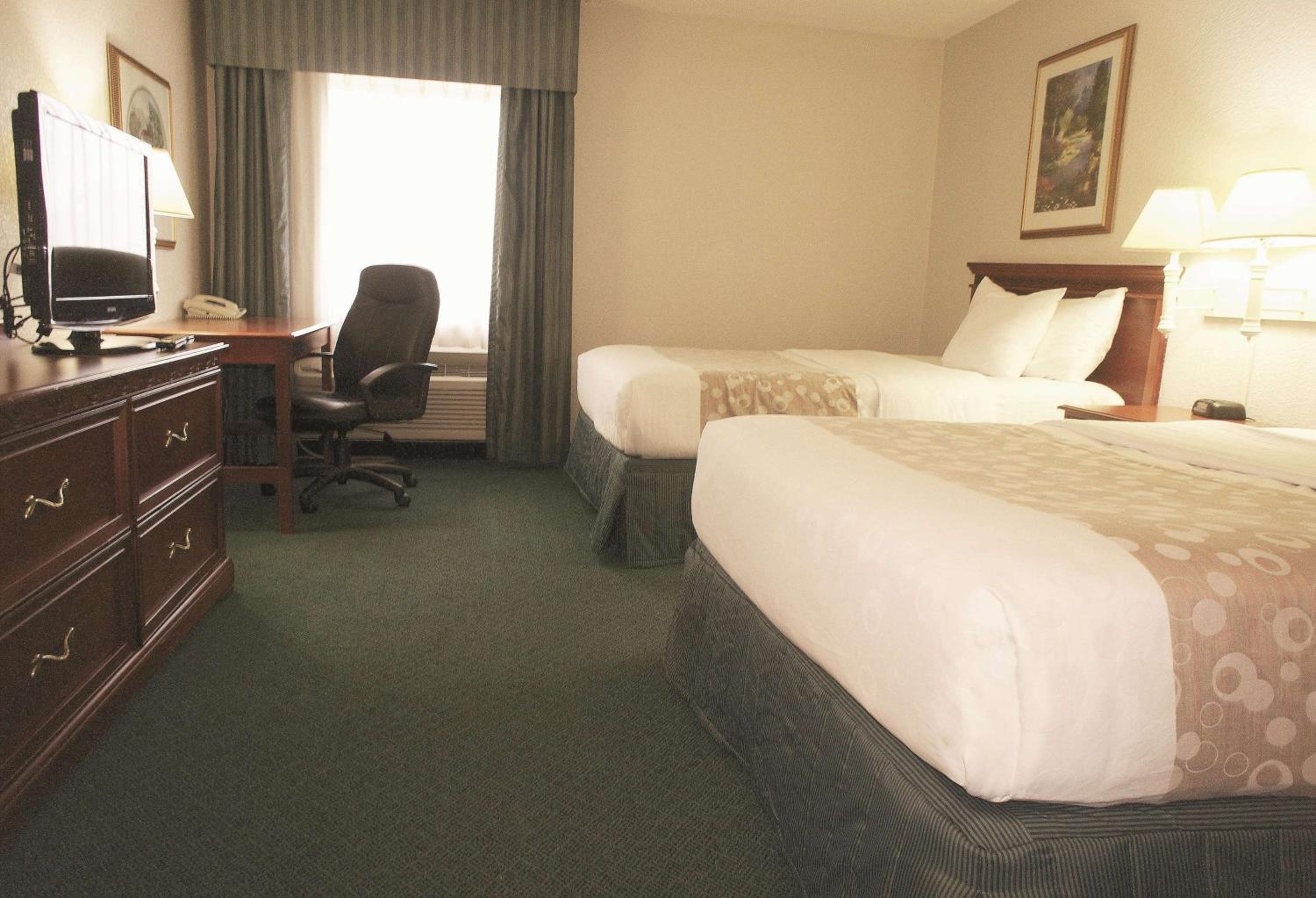 Double Room with Two Double Beds photo 1