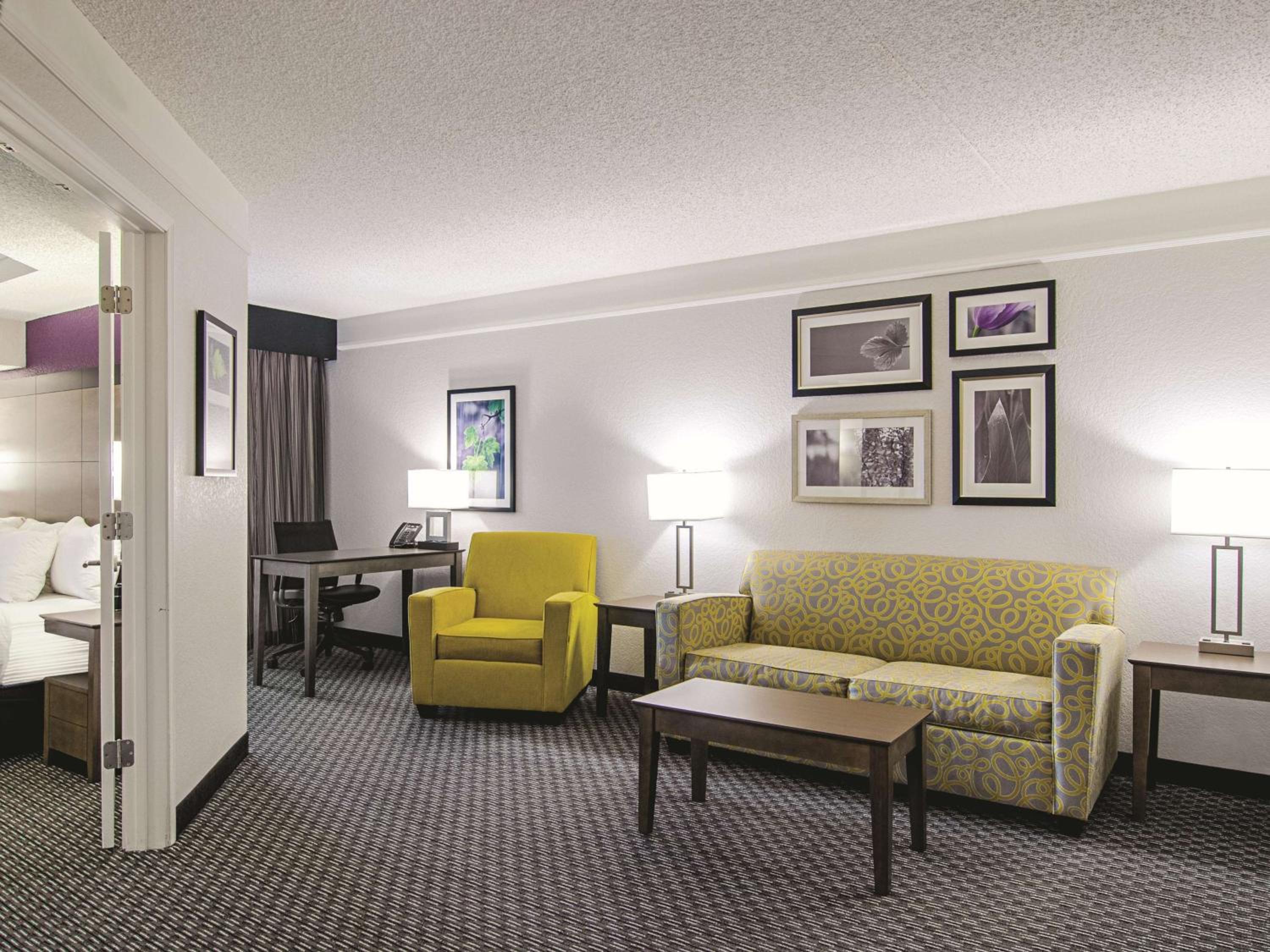 King Suite with Sofa Bed - Photo 5