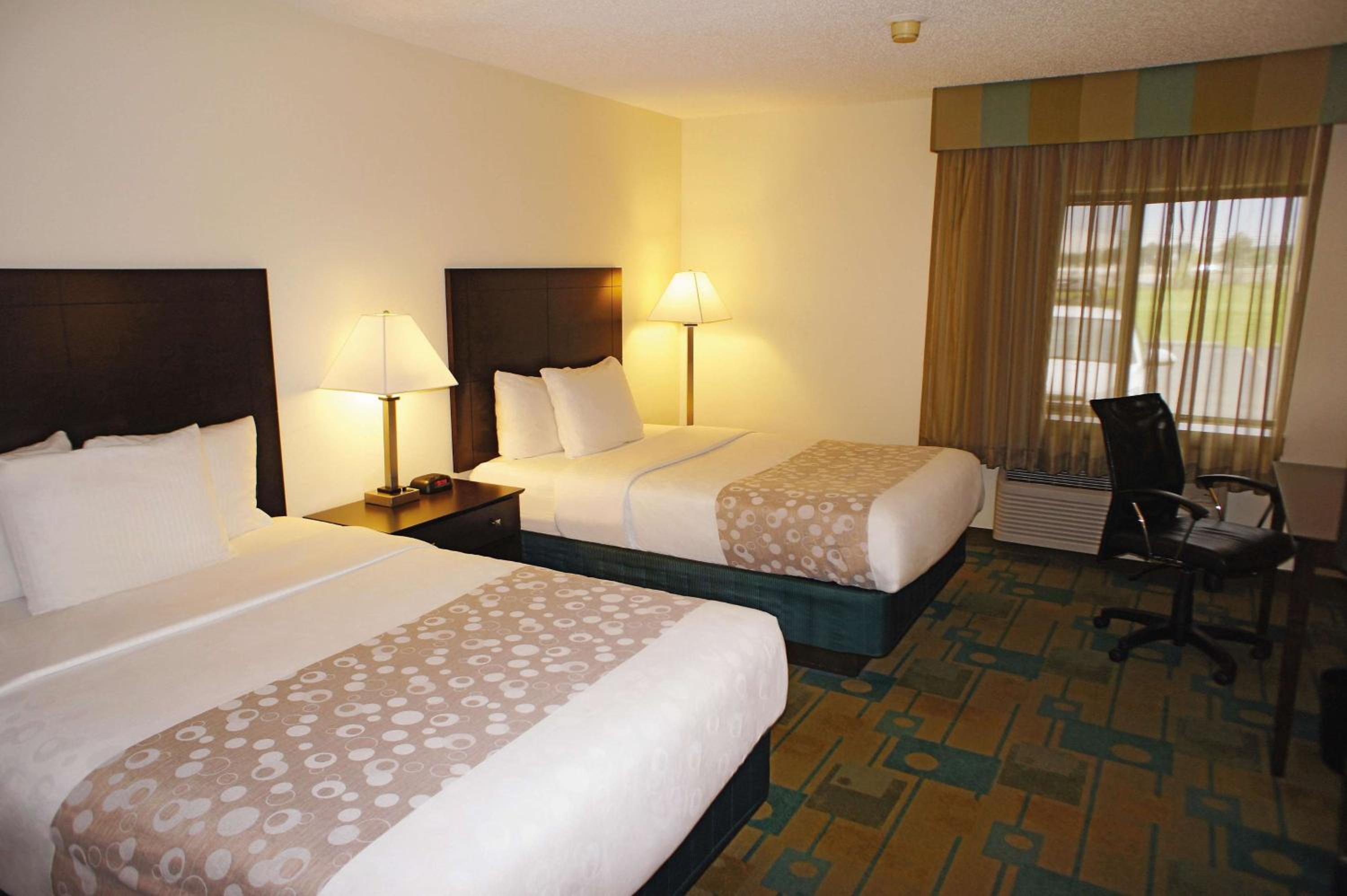 Double Room With Two Double Beds photo 1