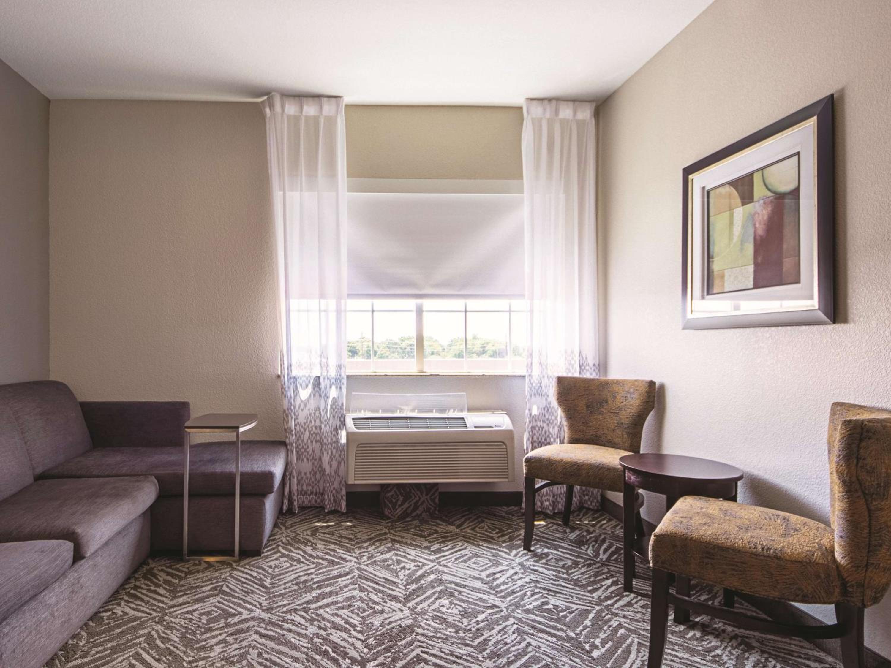 Executive King Room - Photo 3